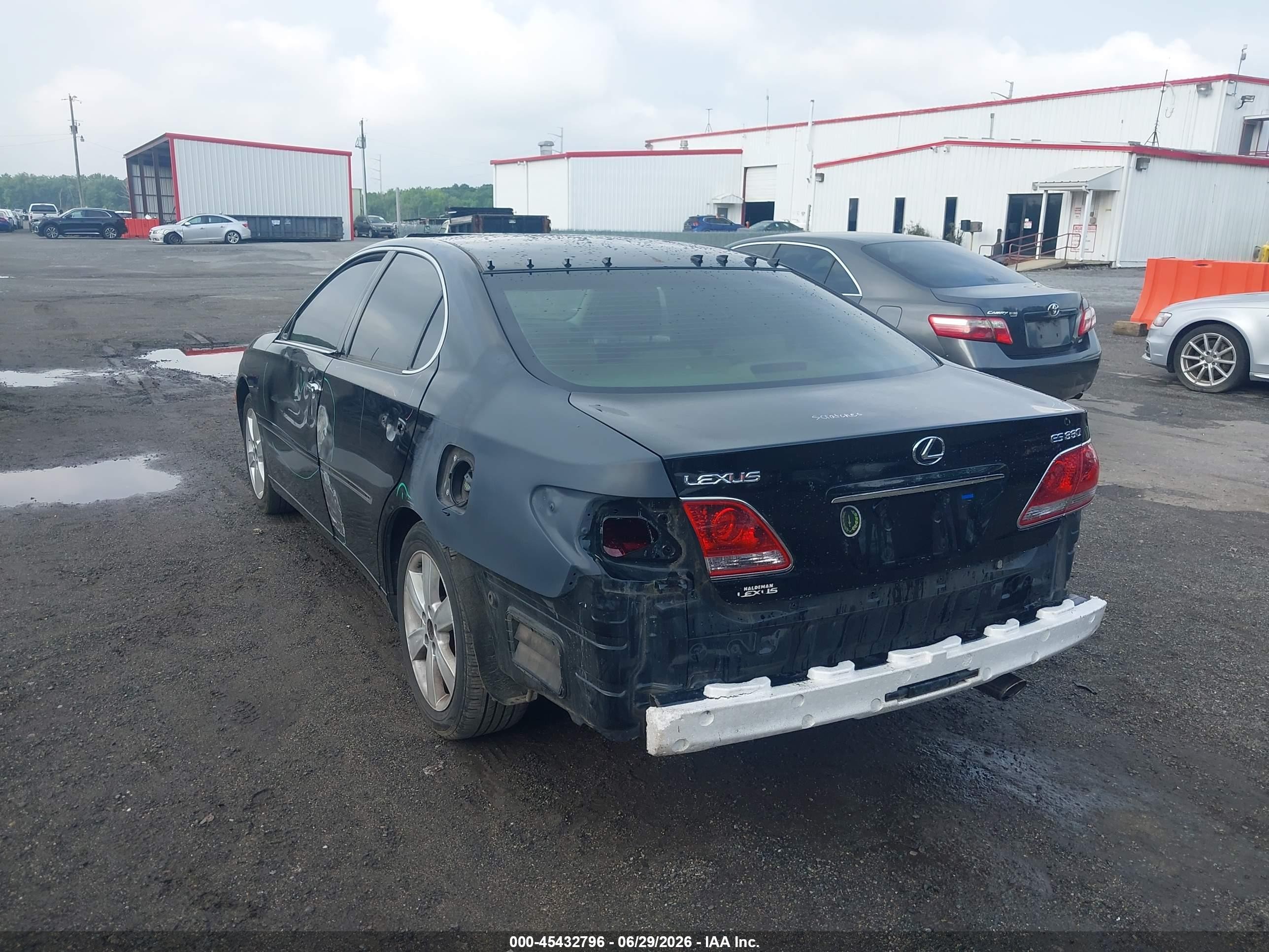 2005 Lexus Es 330   Black vin: JTHBA30G455073501