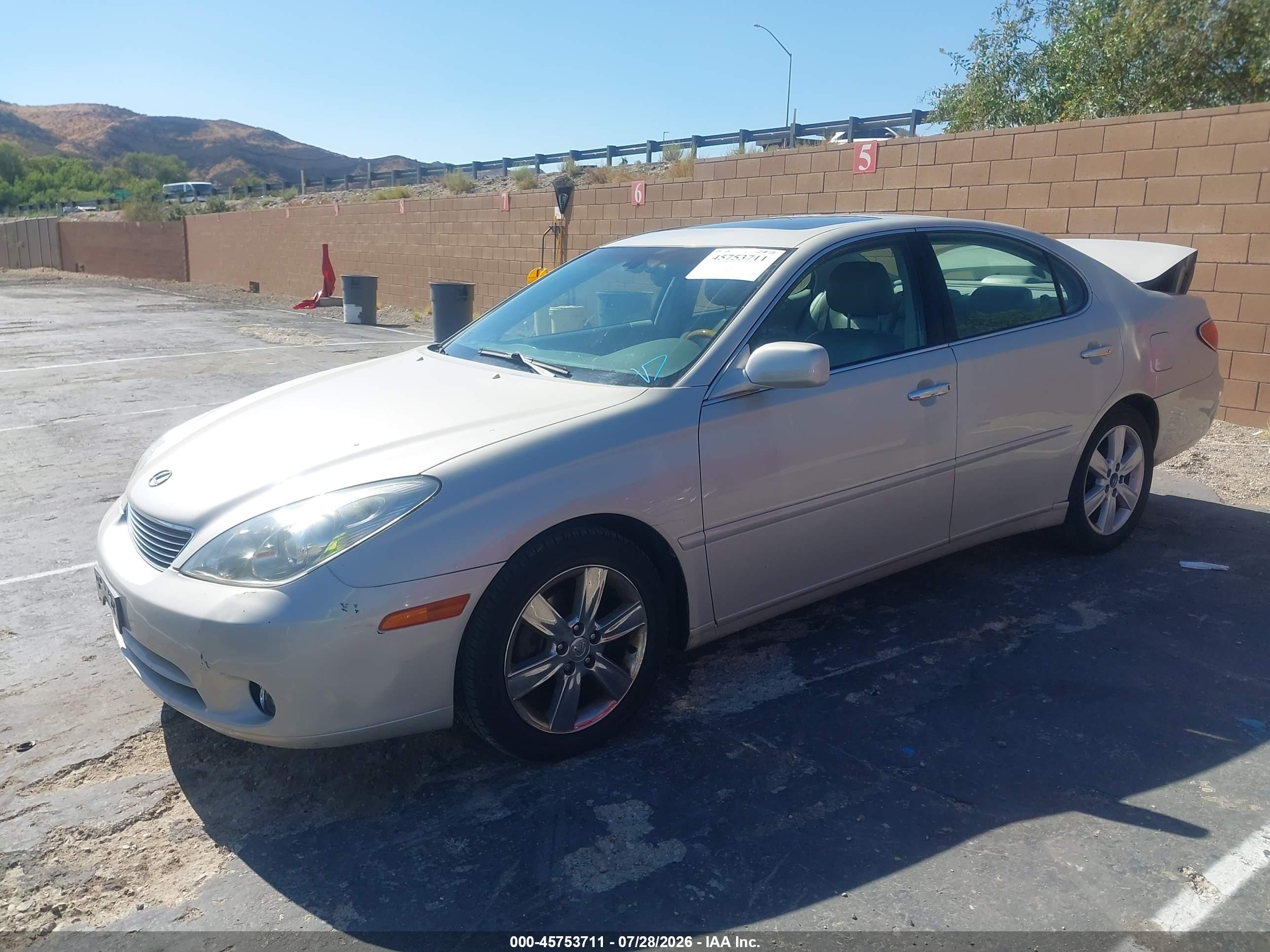 2005 Lexus Es 330   Silver vin: JTHBA30G455074406