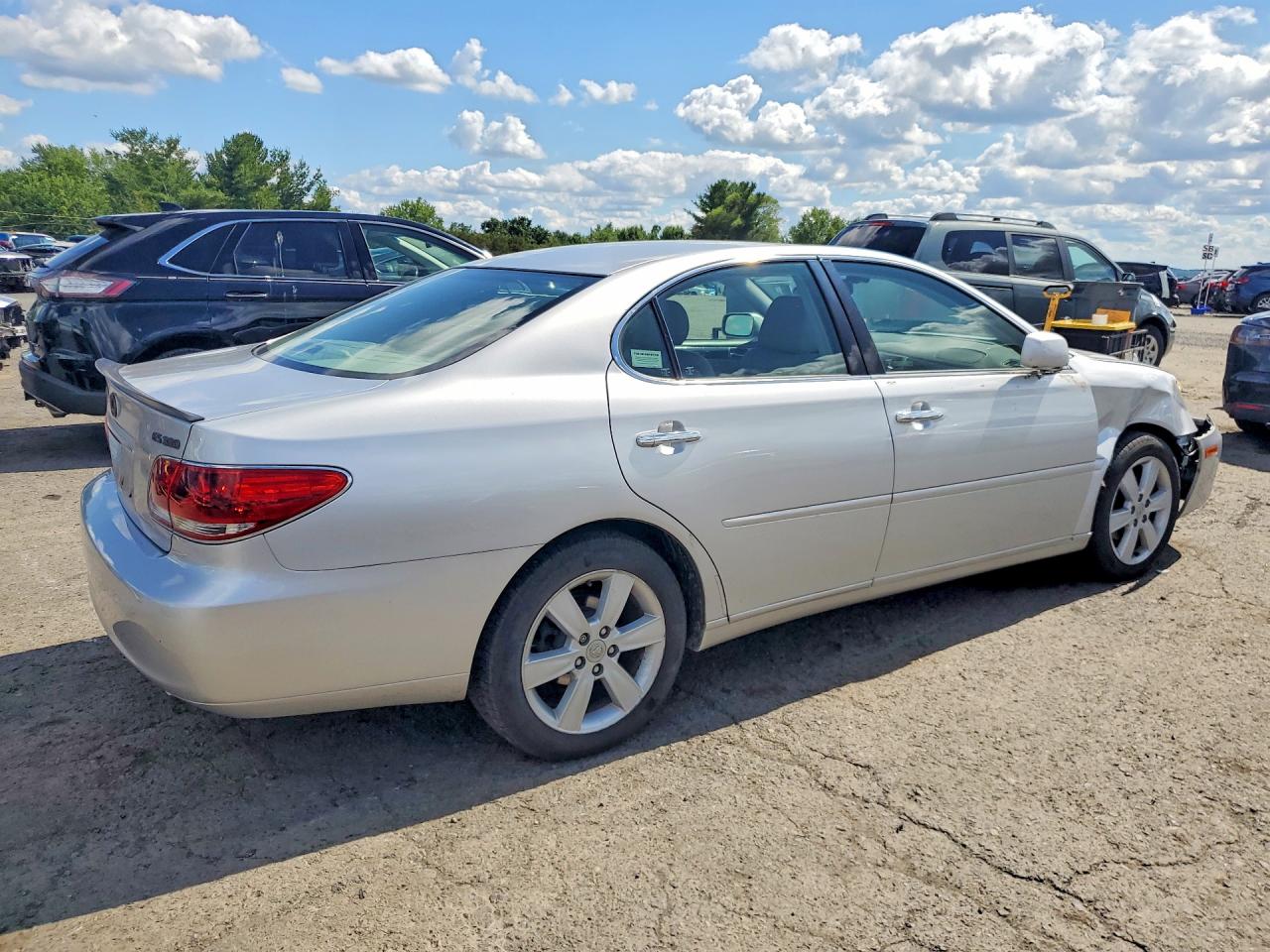 2005 Lexus Es 330 Серебряный vin: JTHBA30G455091898