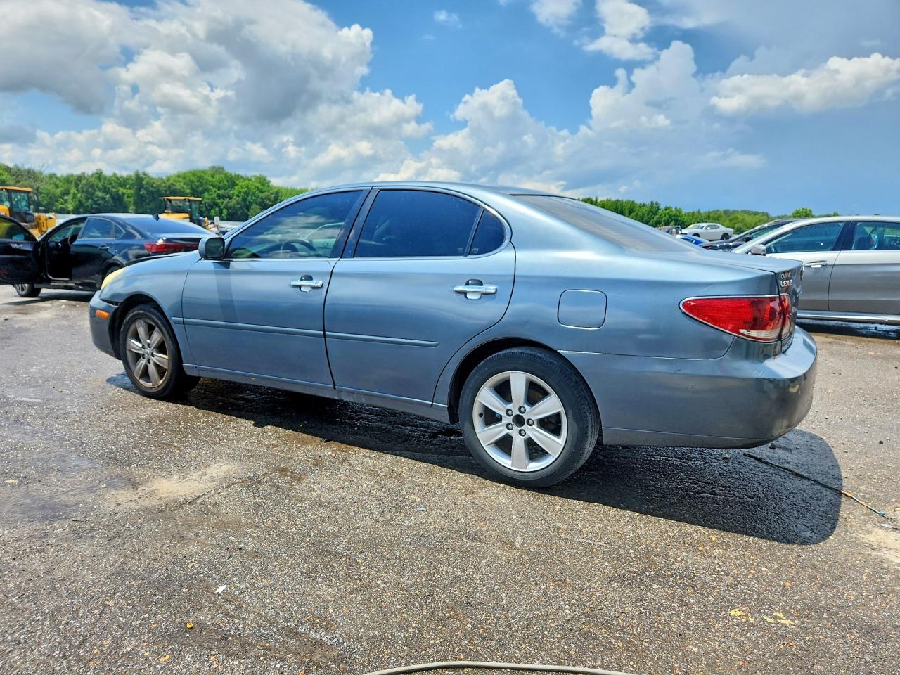 2005 Lexus Es 330 Blue vin: JTHBA30G455101720