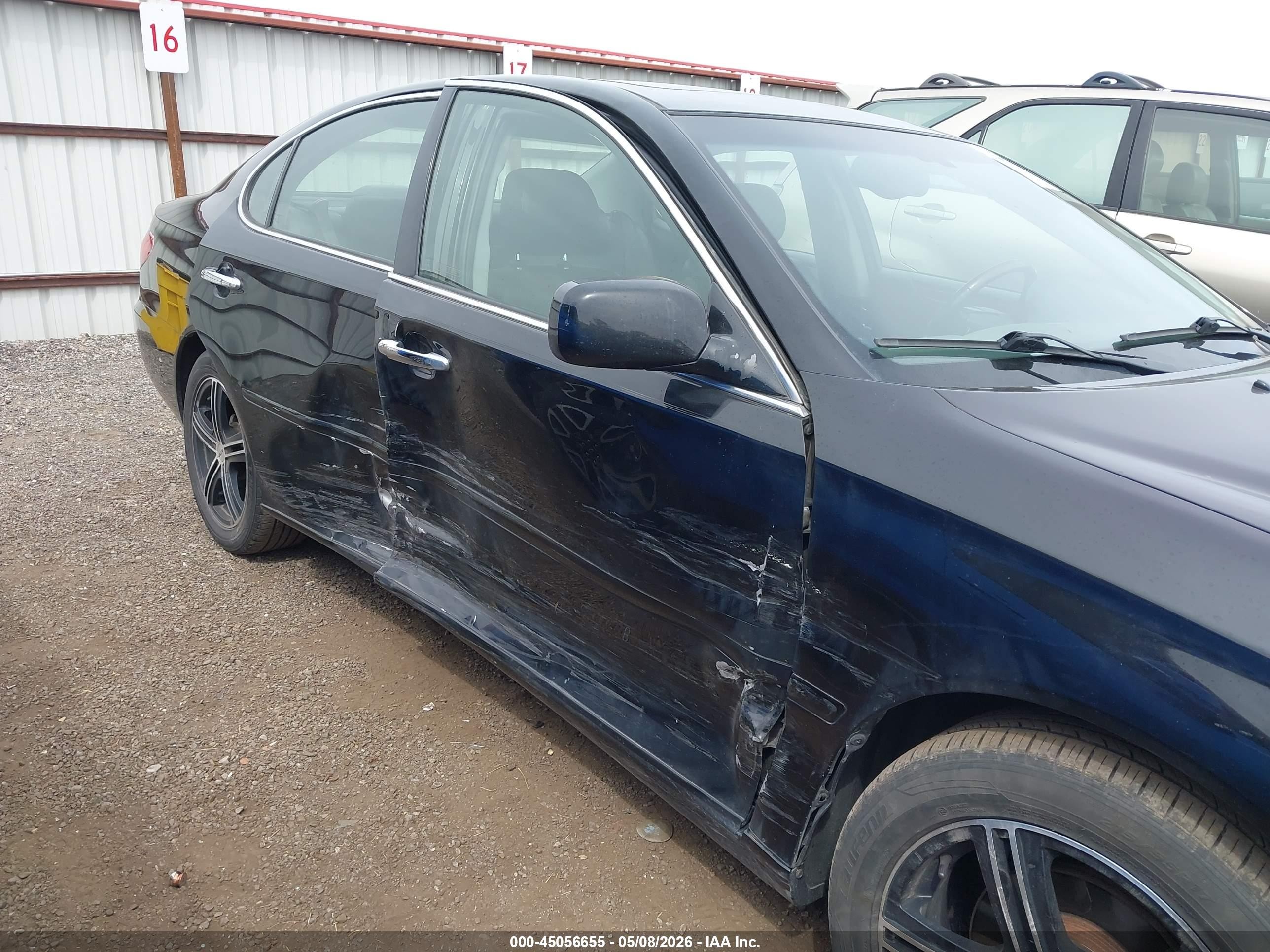 2005 Lexus Es 330   Black vin: JTHBA30G455110918