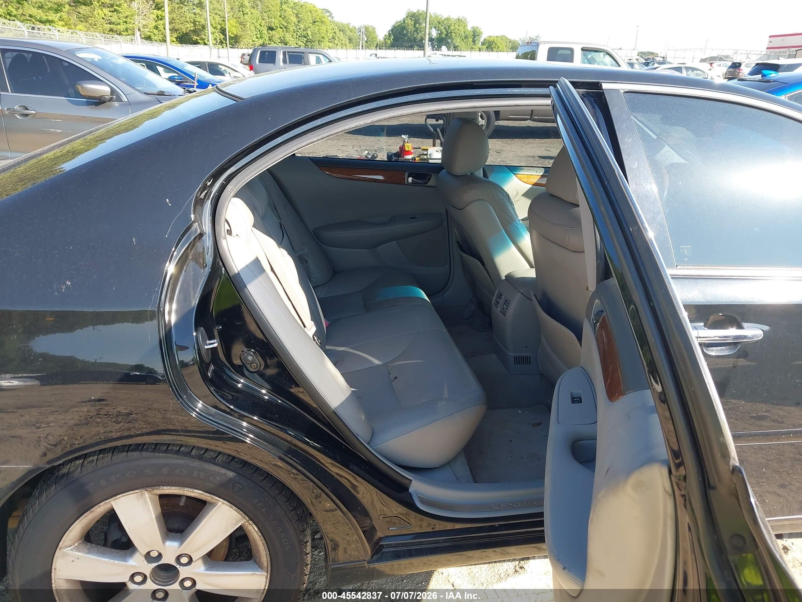 2005 Lexus Es 330   Black vin: JTHBA30G455116444
