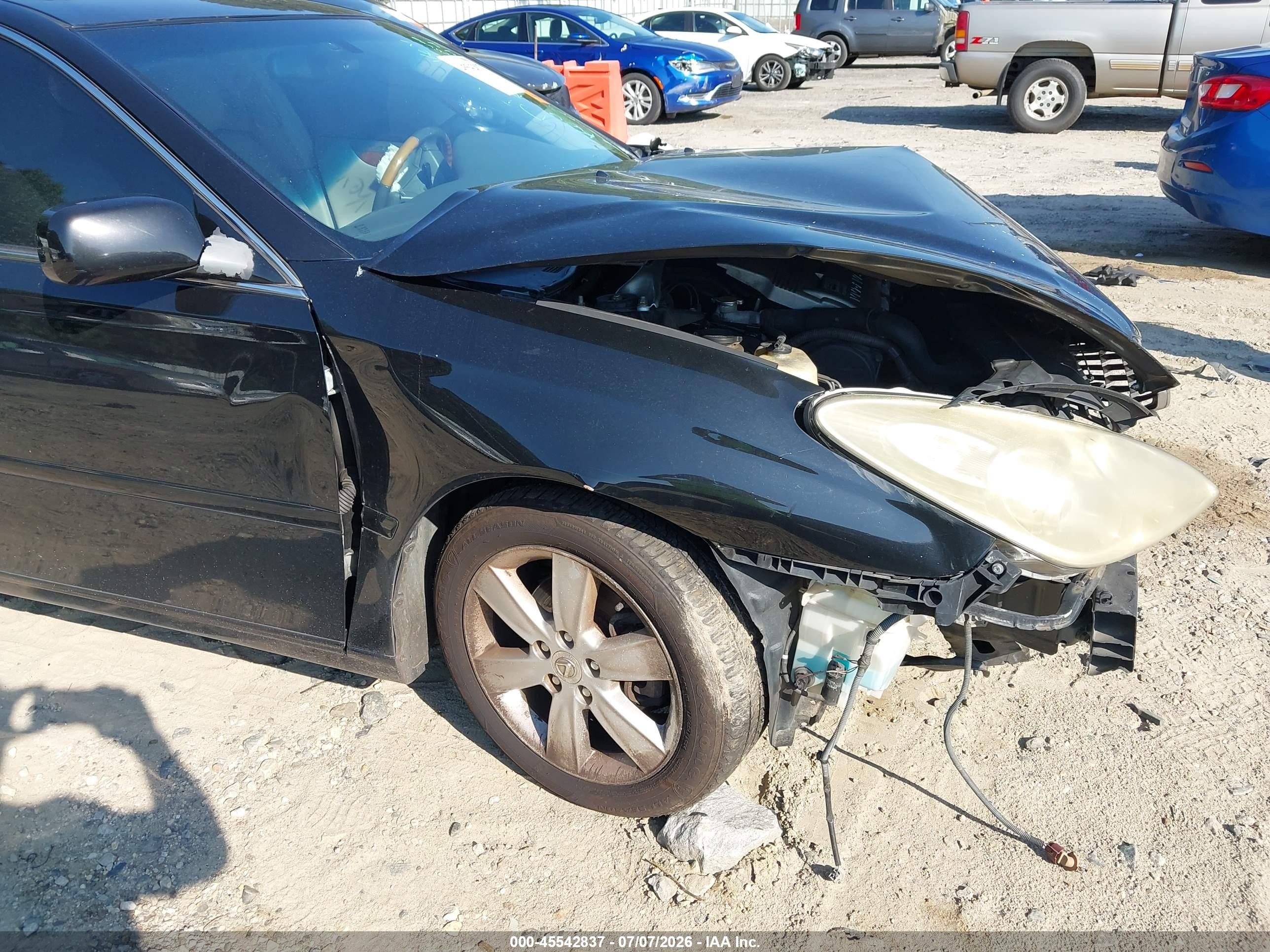 2005 Lexus Es 330   Black vin: JTHBA30G455116444