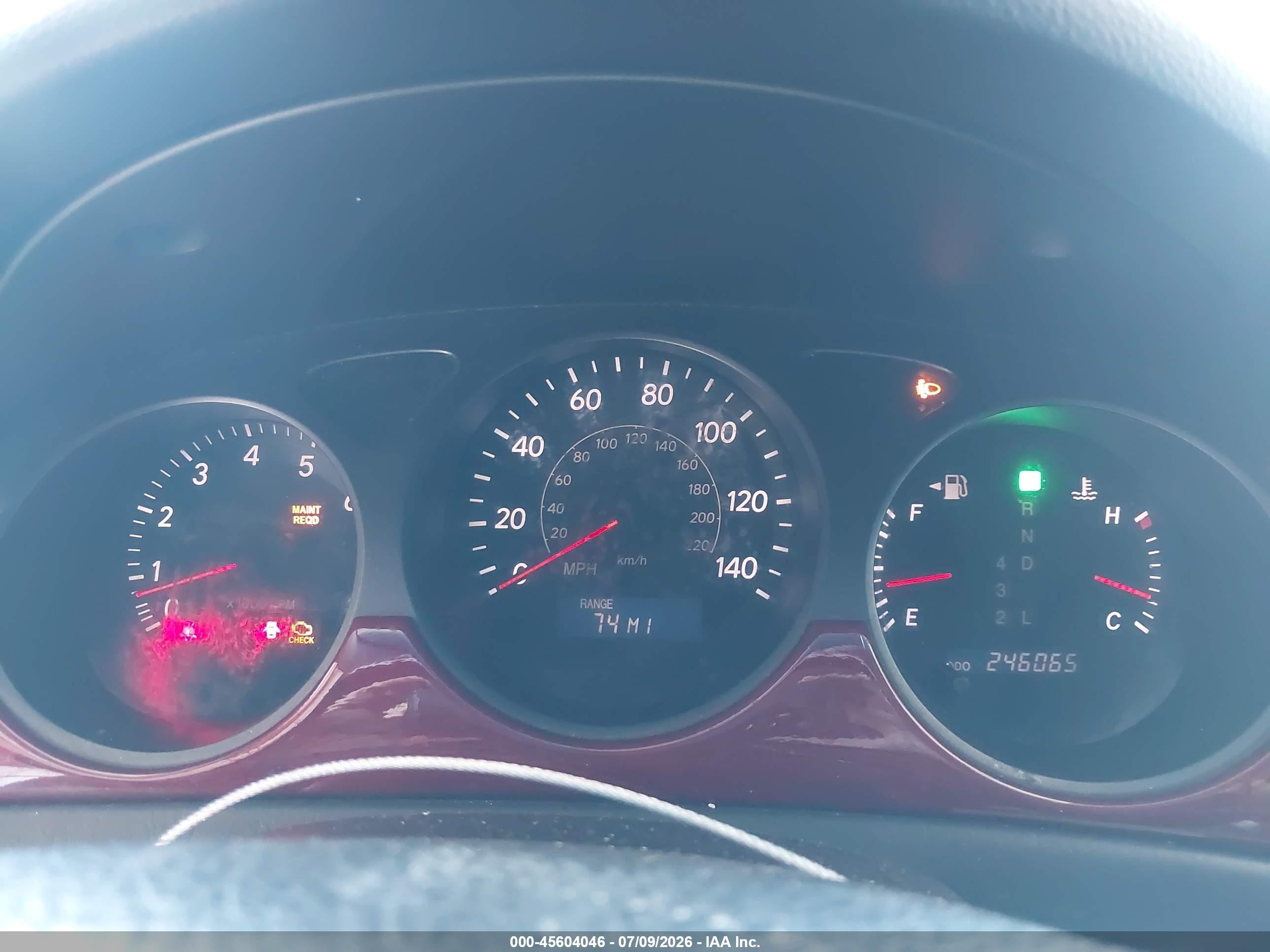 2005 Lexus Es 330   Silver vin: JTHBA30G455118100