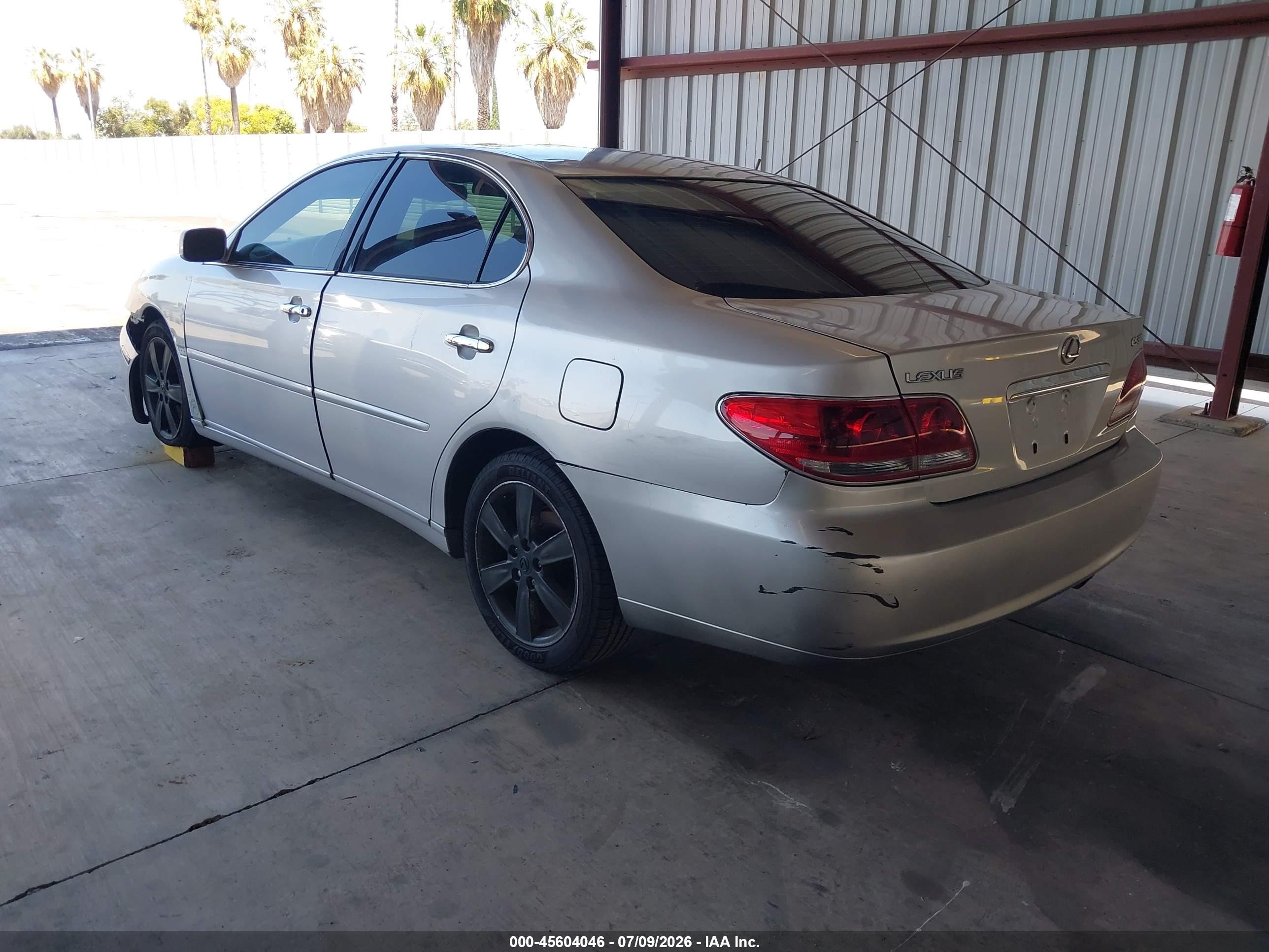 2005 Lexus Es 330   Silver vin: JTHBA30G455118100