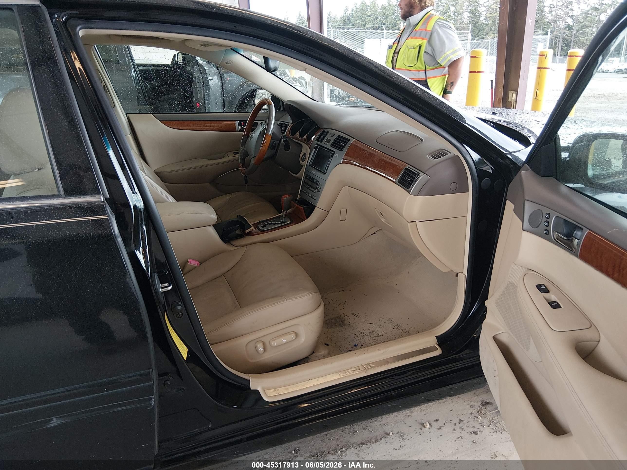 2005 Lexus Es 330   Черный vin: JTHBA30G455120719