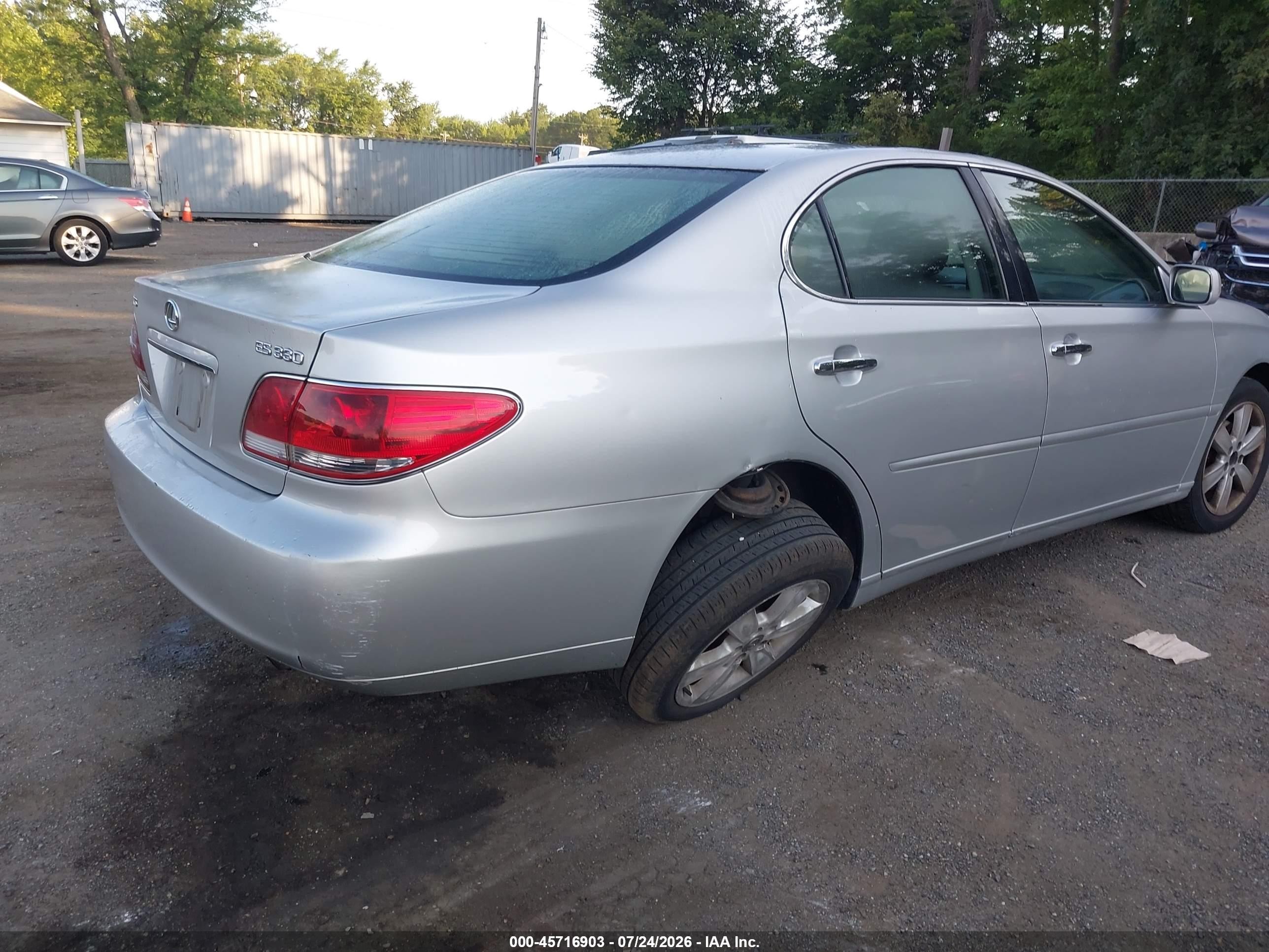 2005 Lexus Es 330 Silver vin: JTHBA30G455137472