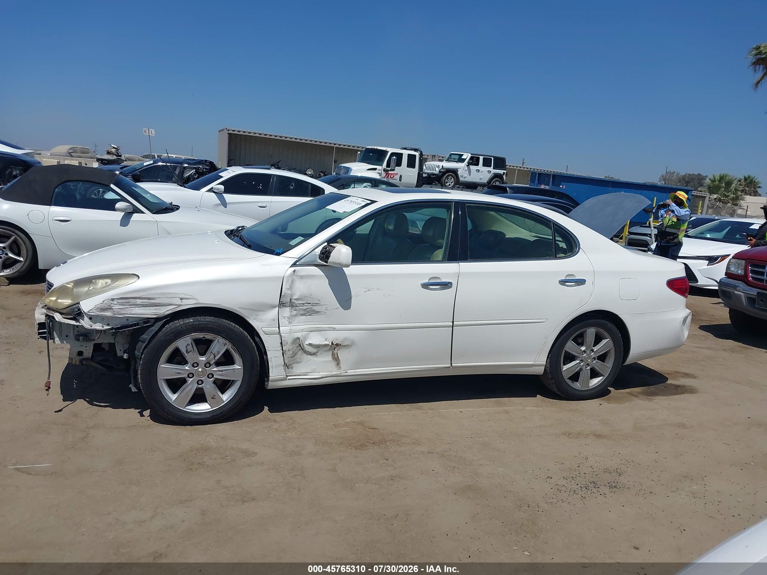 2006 Lexus Es 330   White vin: JTHBA30G465150028