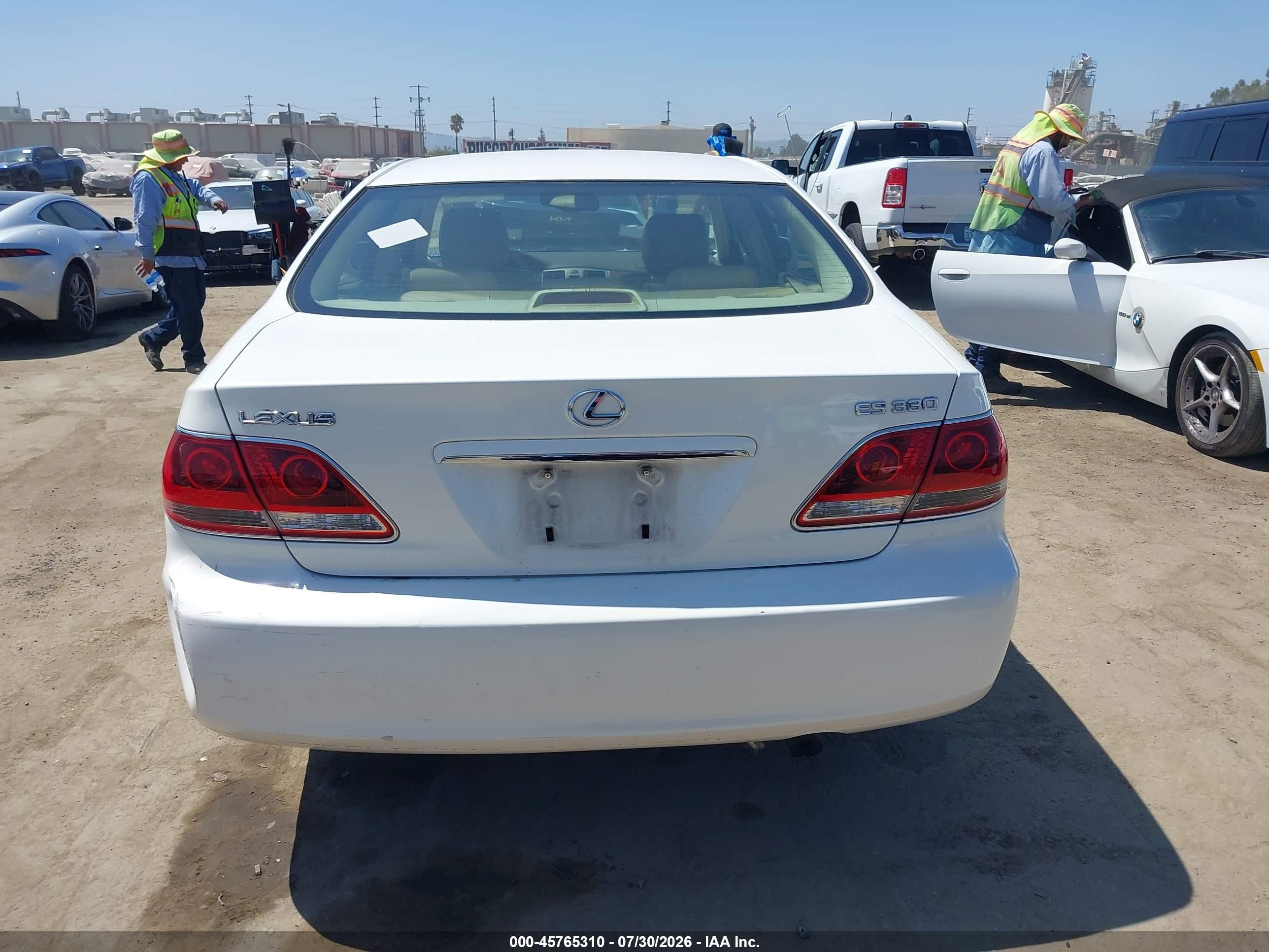 2006 Lexus Es 330   White vin: JTHBA30G465150028