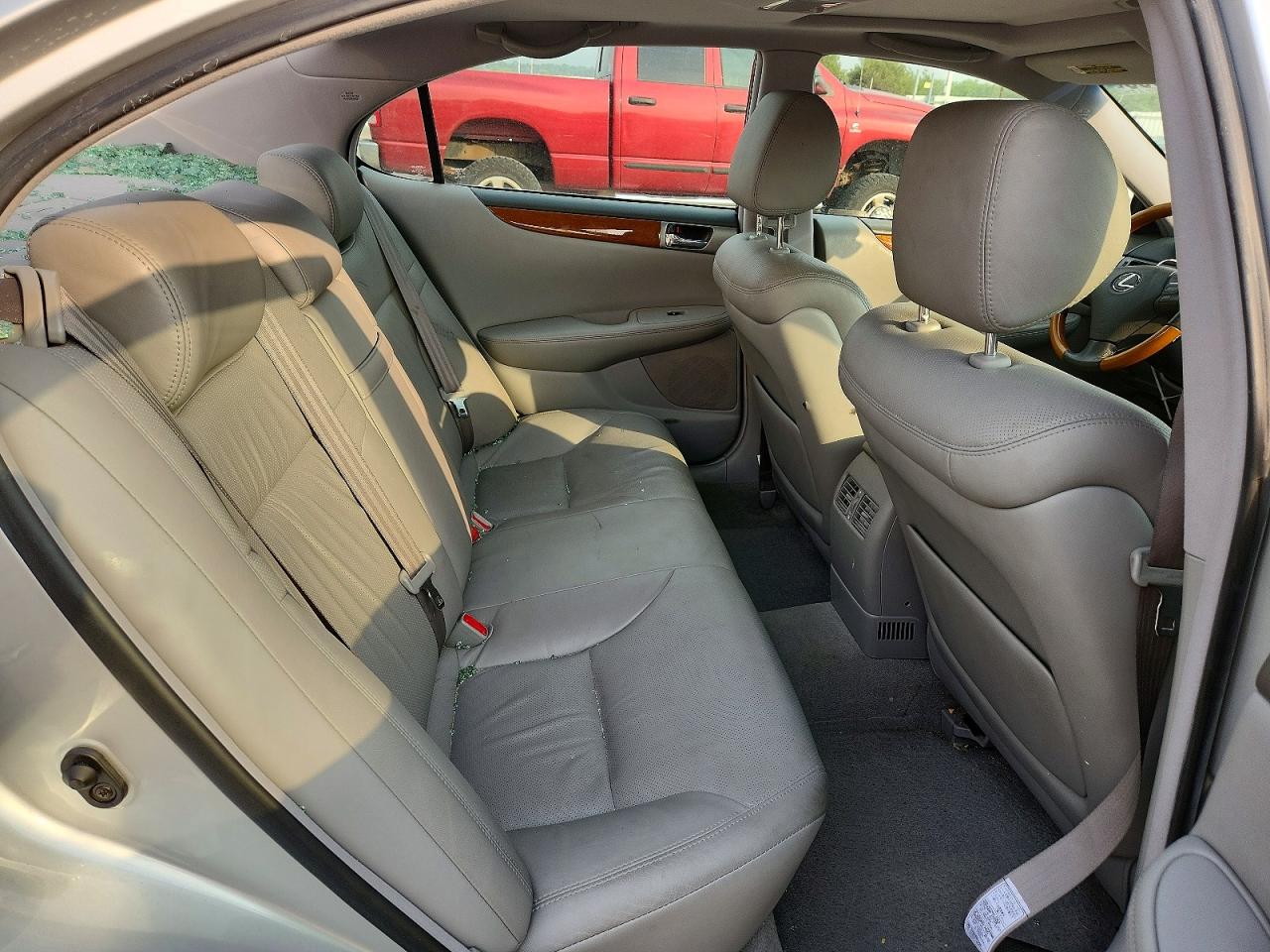 2006 Lexus Es 330 Silver vin: JTHBA30G465162342
