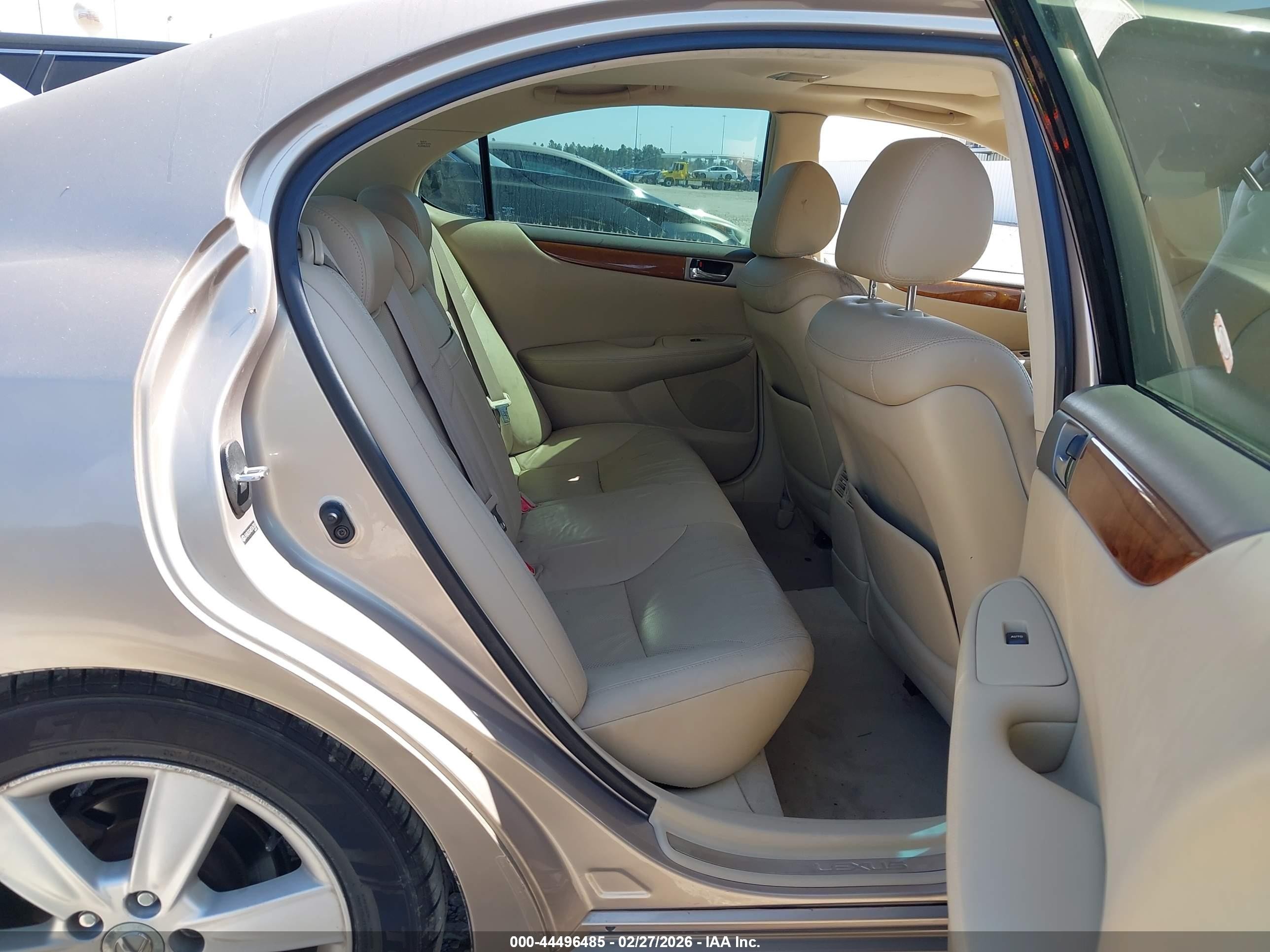 2006 Lexus Es 330   Gold vin: JTHBA30G465167301