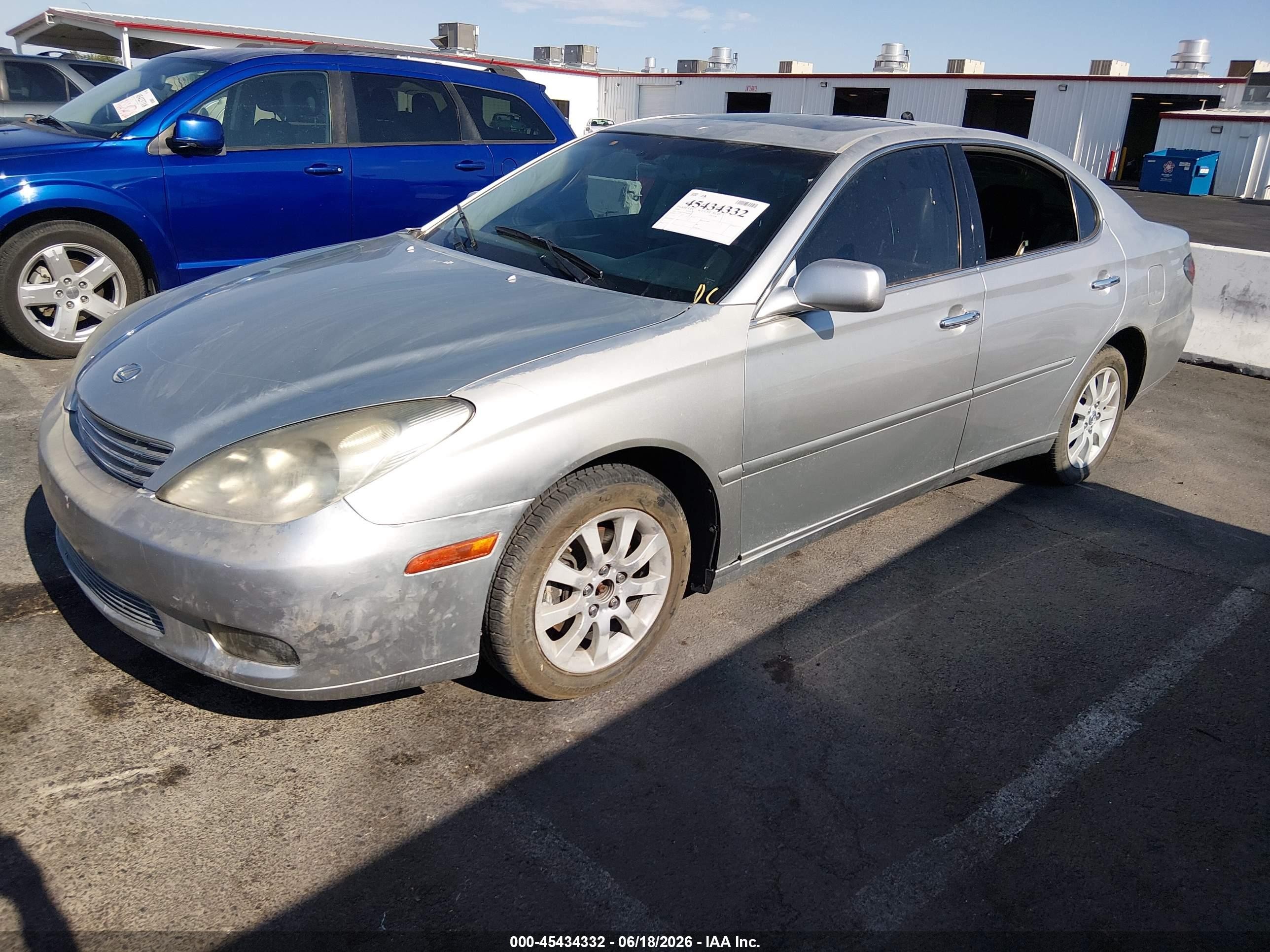 2004 Lexus Es 330   Silver vin: JTHBA30G540008622