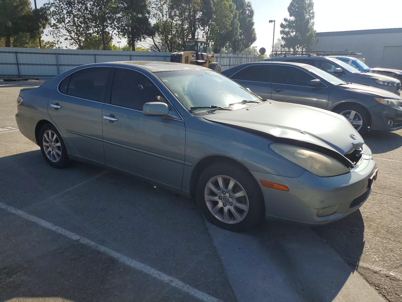 2004 Lexus Es 330 Серебряный vin: JTHBA30G540015666