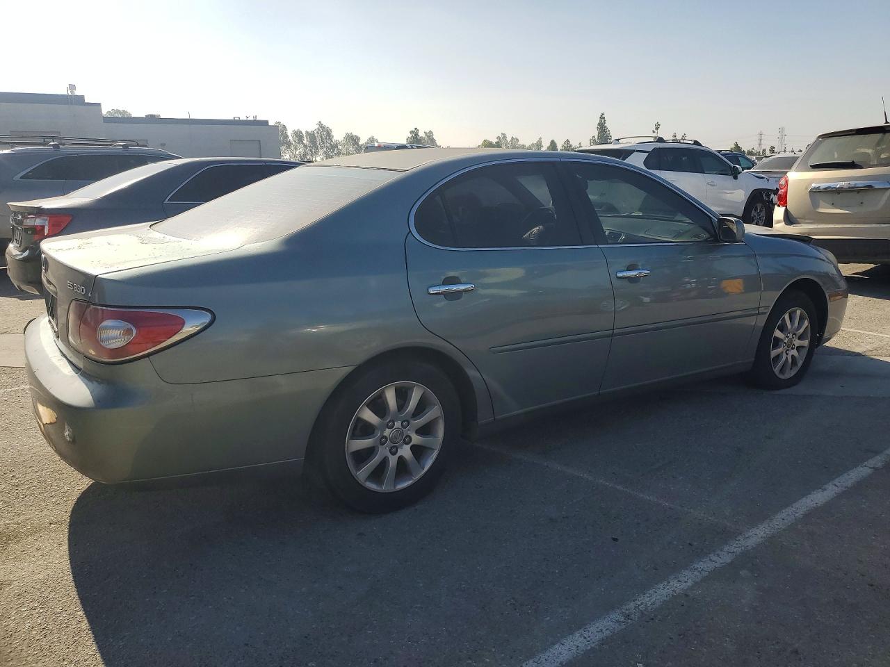 2004 Lexus Es 330 Серебряный vin: JTHBA30G540015666