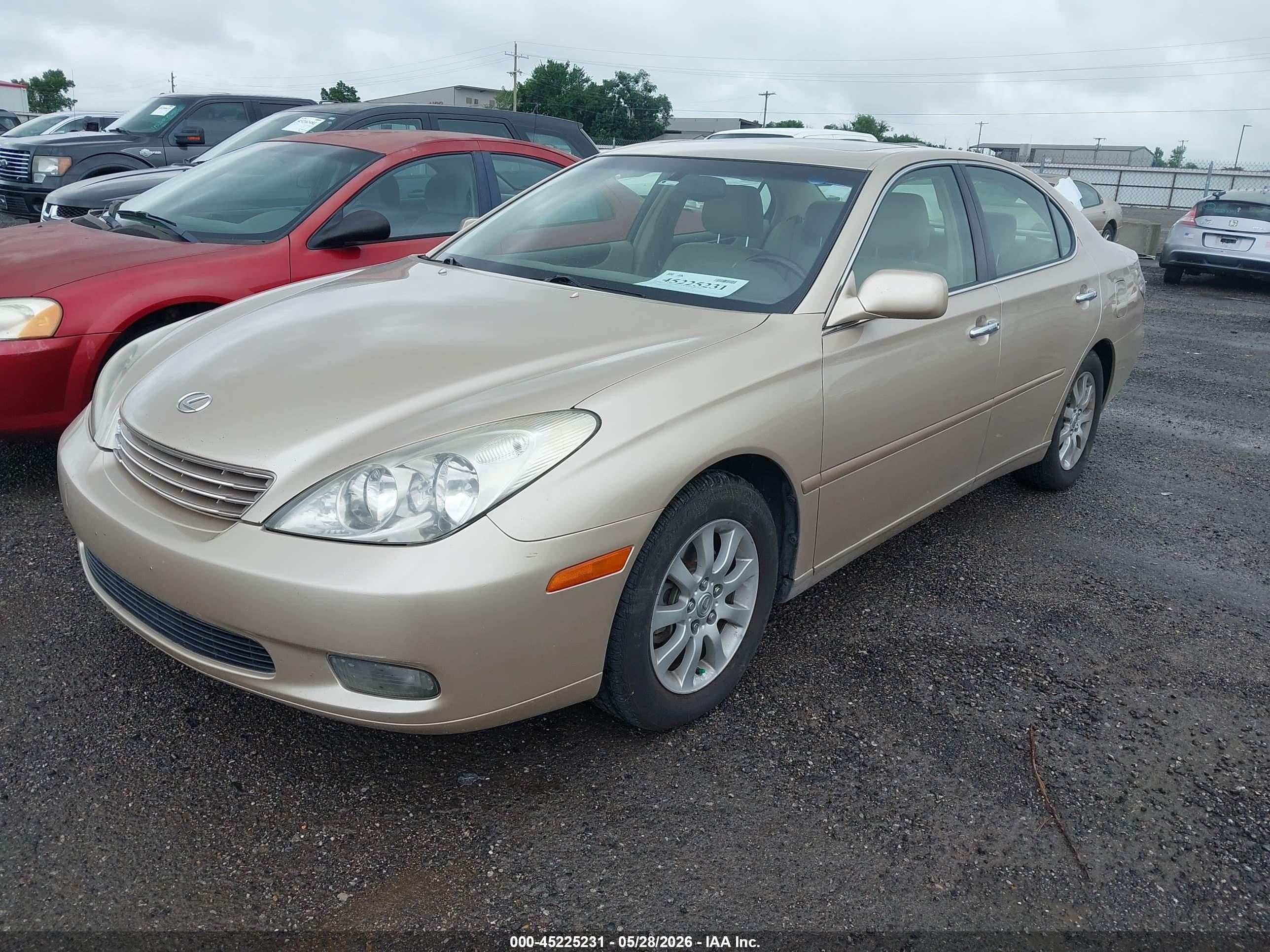 2004 Lexus Es 330 Cream vin: JTHBA30G545038495