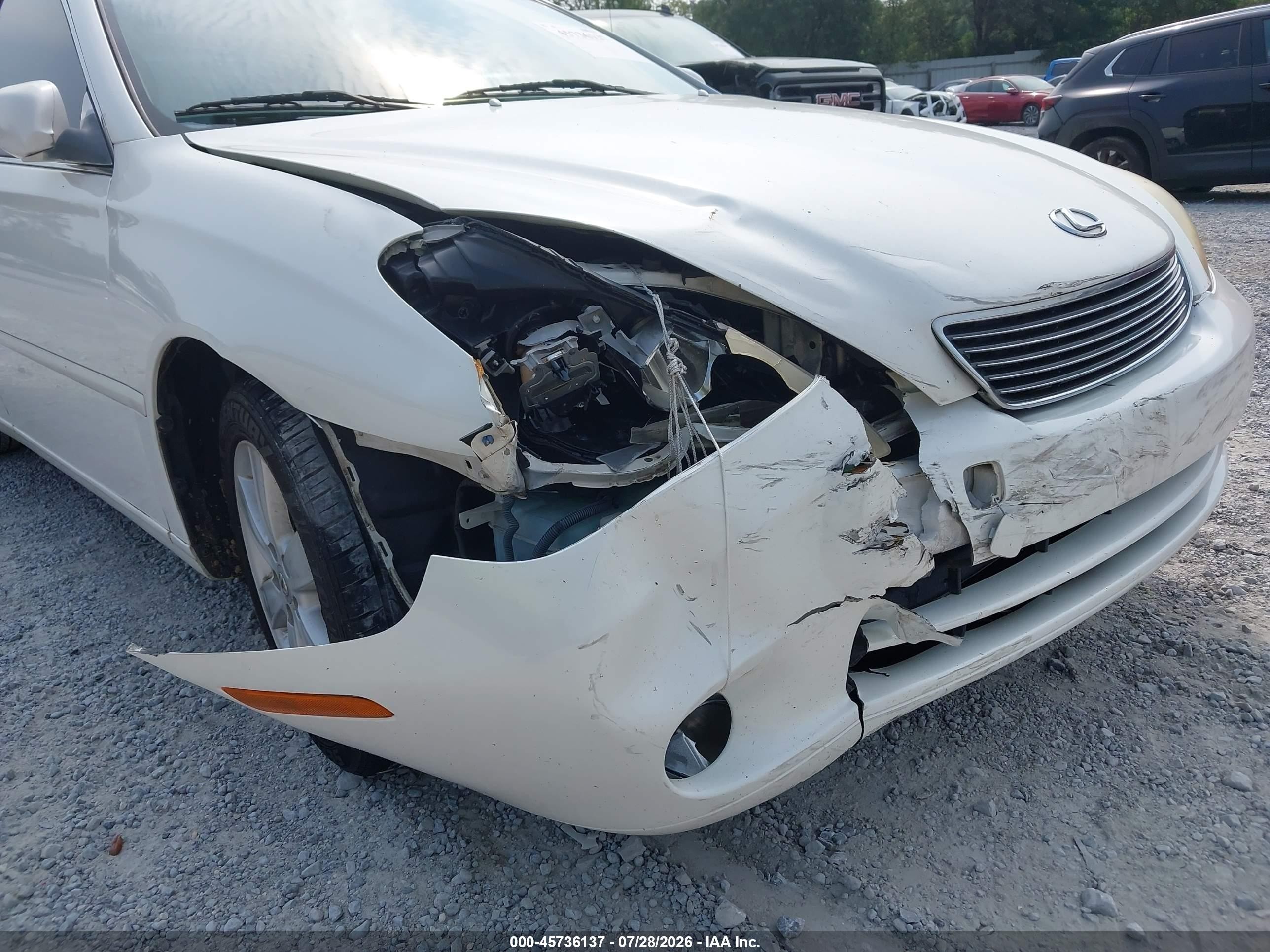 2005 Lexus Es 330   White vin: JTHBA30G555061454