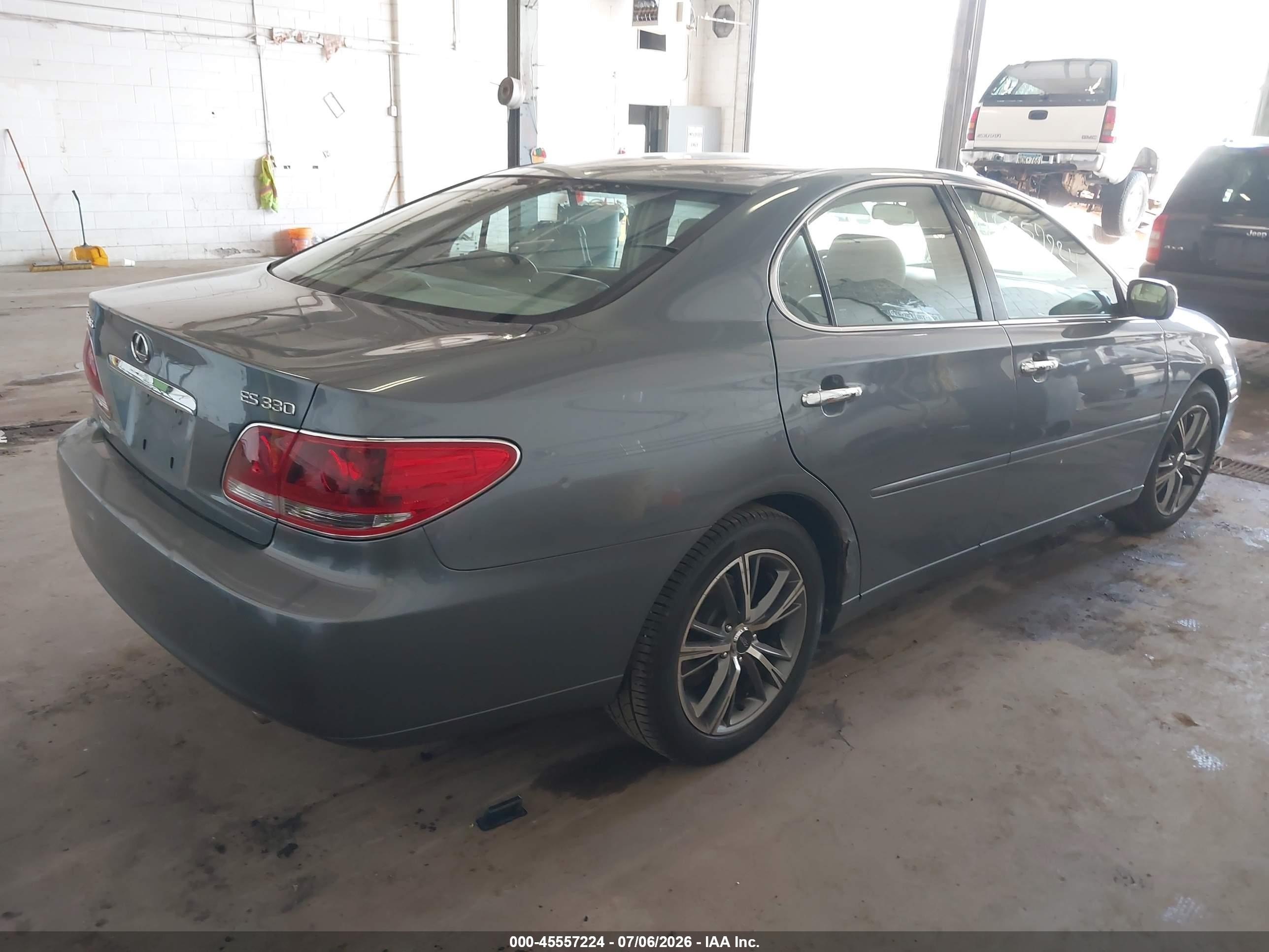 2005 Lexus Es 330   Gray vin: JTHBA30G555066329