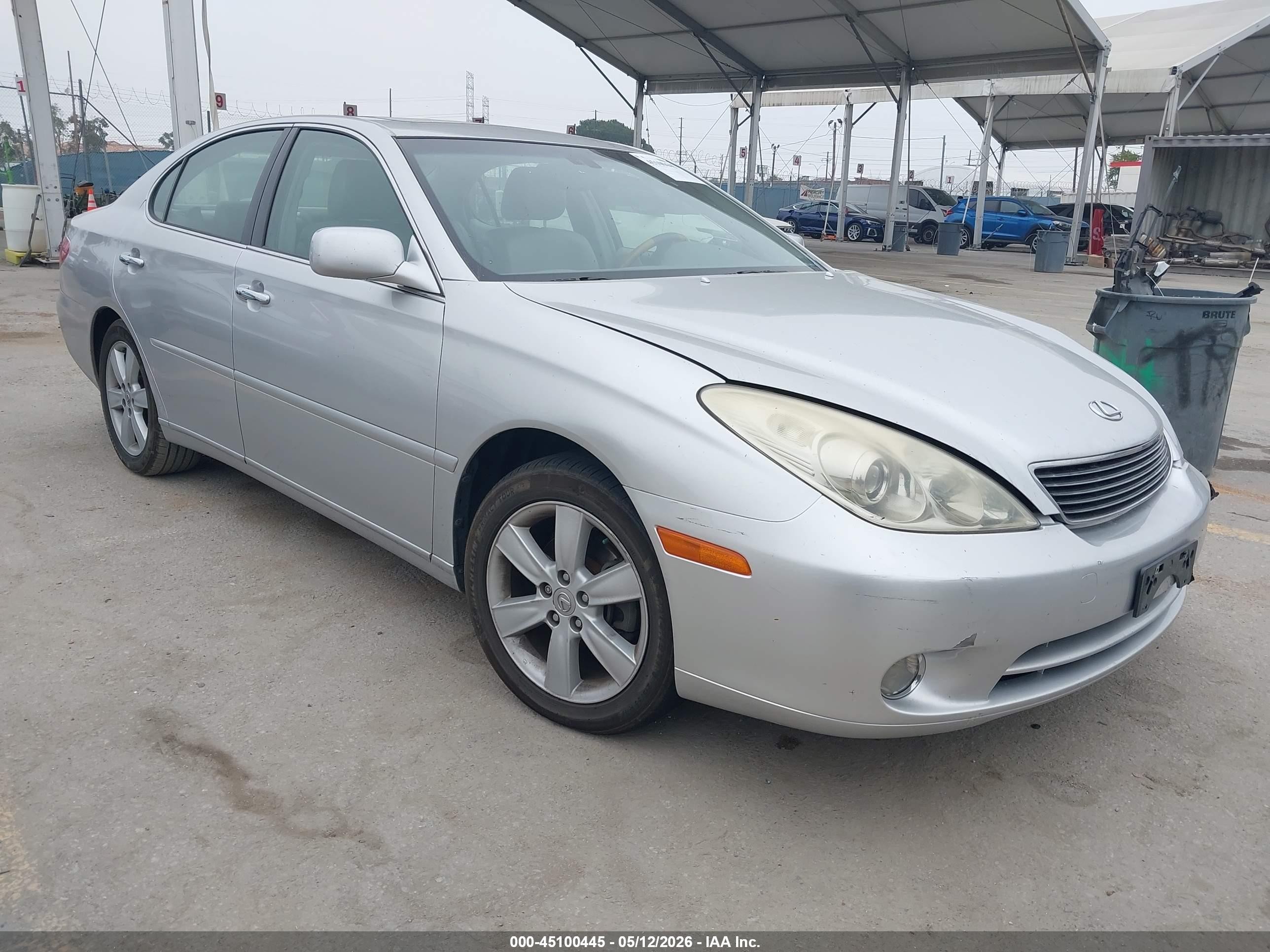 2005 Lexus Es 330   Silver vin: JTHBA30G555085320