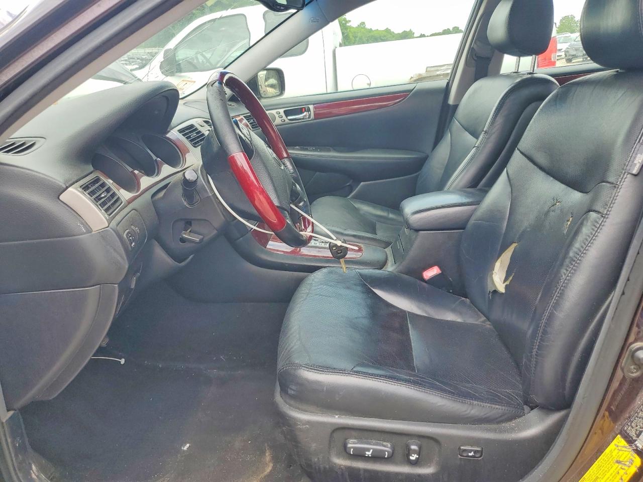 2005 Lexus Es 330 Burgundy vin: JTHBA30G555098973