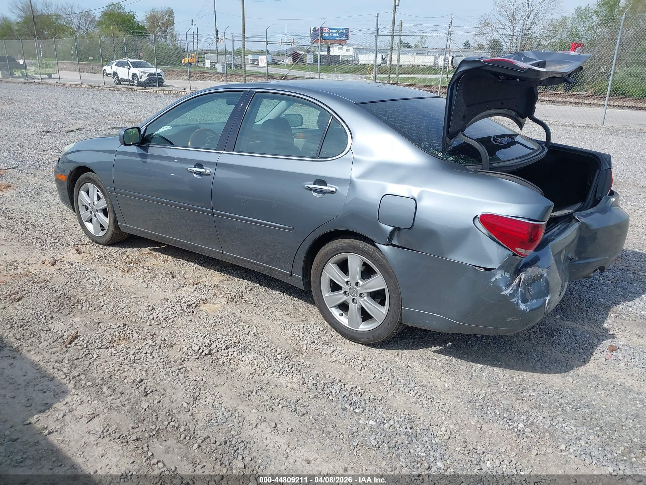 2005 Lexus Es 330   Green vin: JTHBA30G555105341
