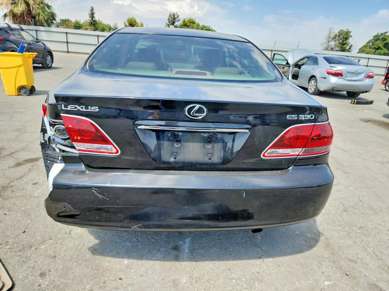 2005 Lexus Es 330 Black vin: JTHBA30G555133401