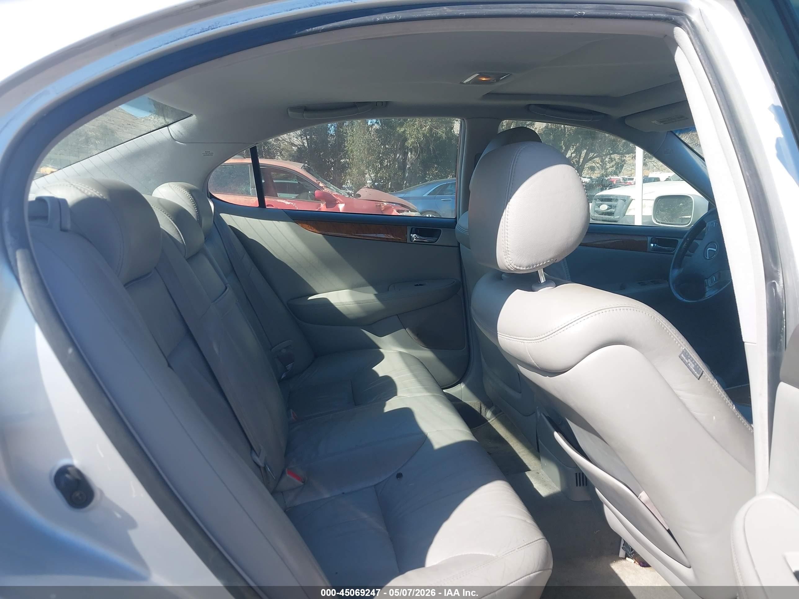 2006 Lexus Es 330   Silver vin: JTHBA30G565157697