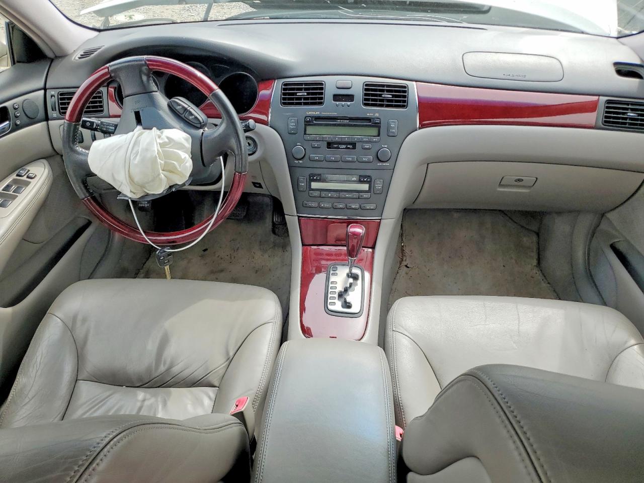 2004 Lexus Es 330 Silver vin: JTHBA30G640019578