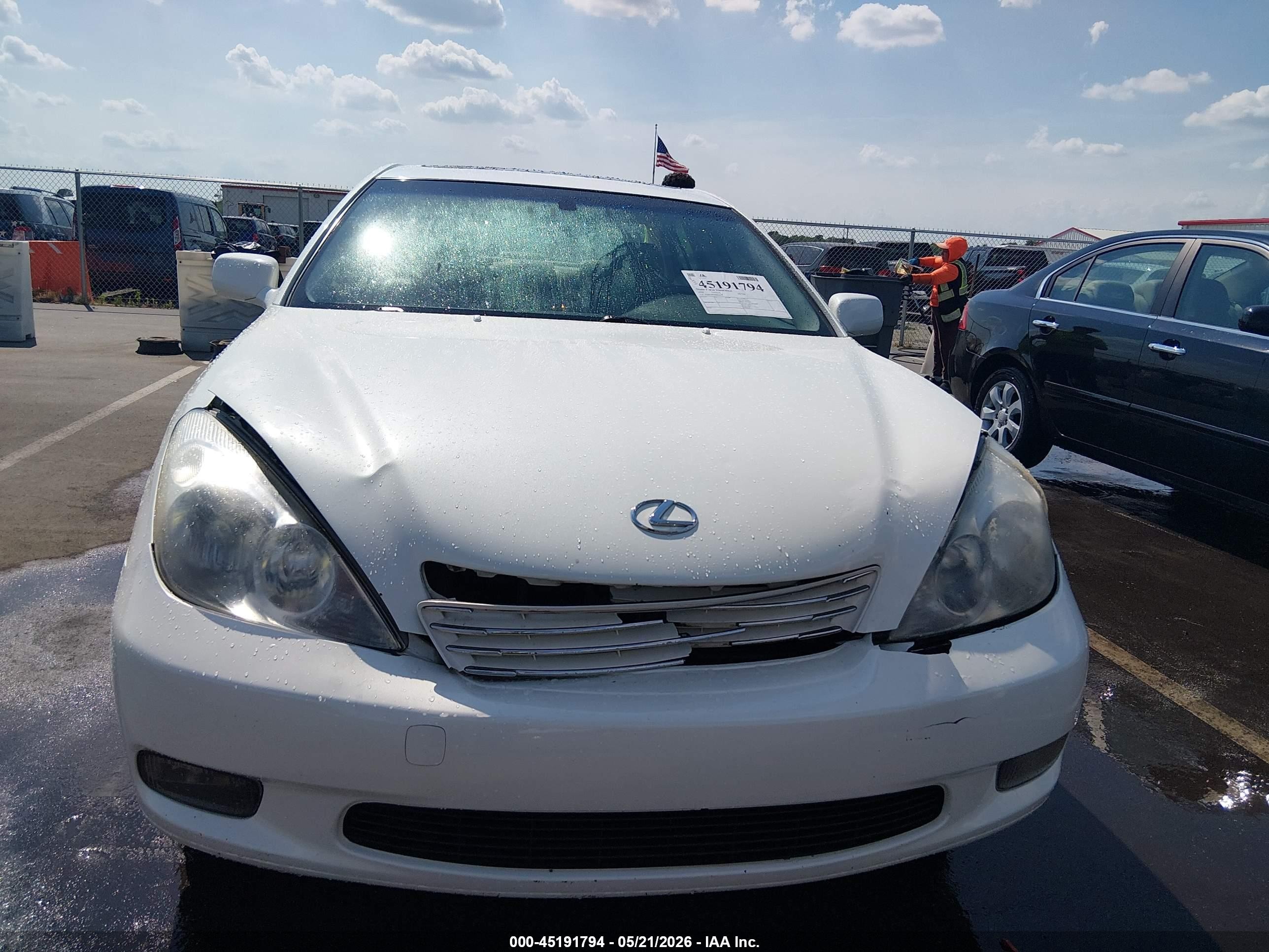 2004 Lexus Es 330 White vin: JTHBA30G640020438