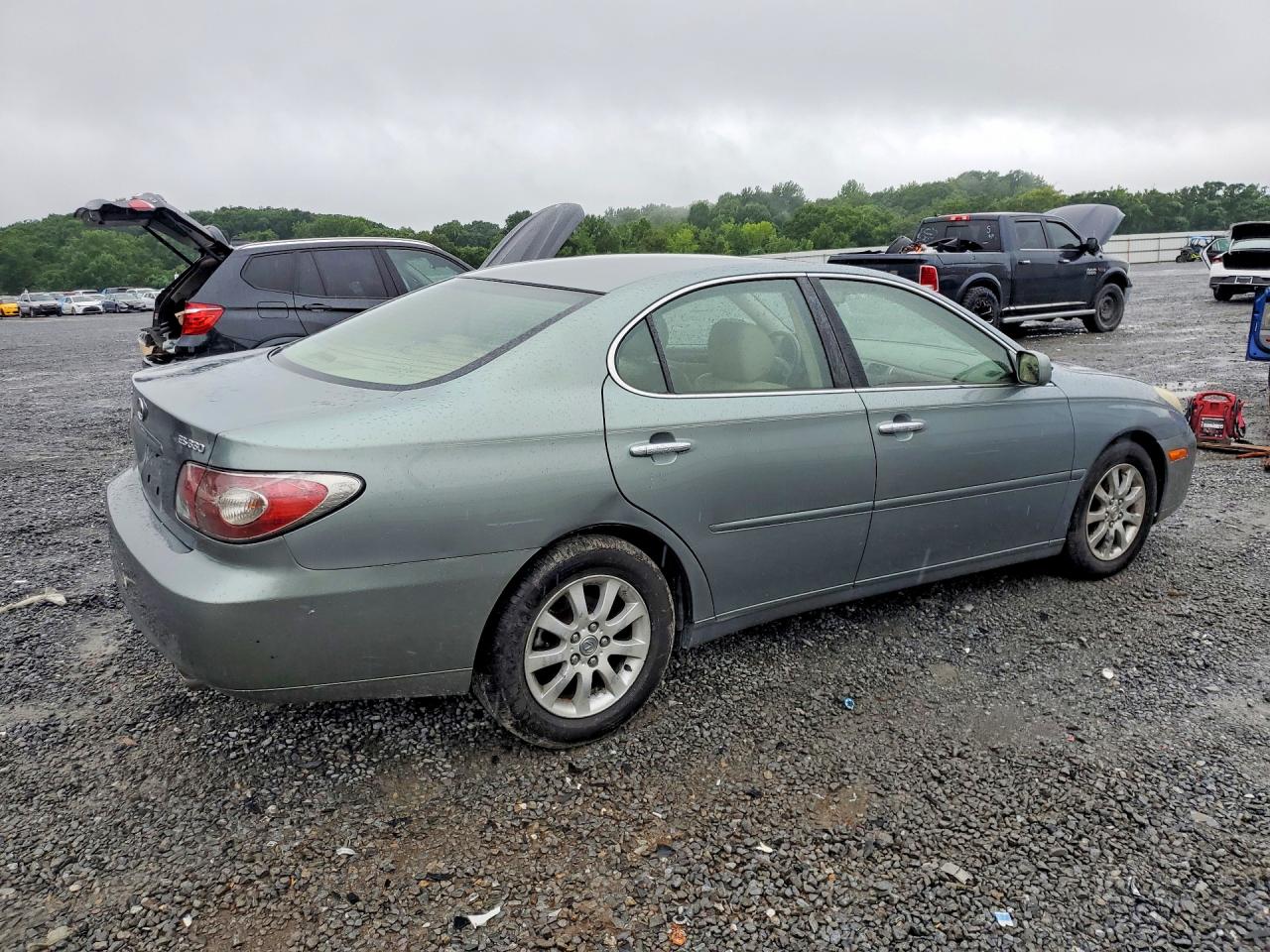 2004 Lexus Es 330 Silver vin: JTHBA30G640021833