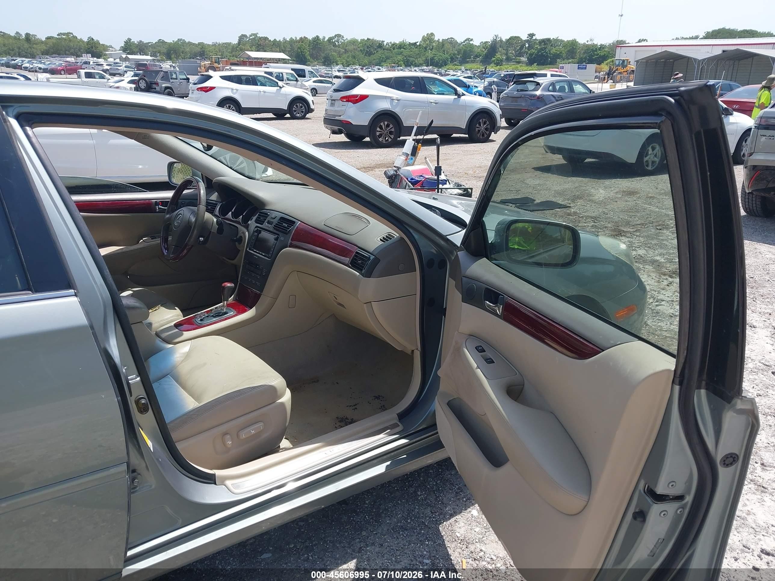 2004 Lexus Es 330   Зеленый vin: JTHBA30G645004372