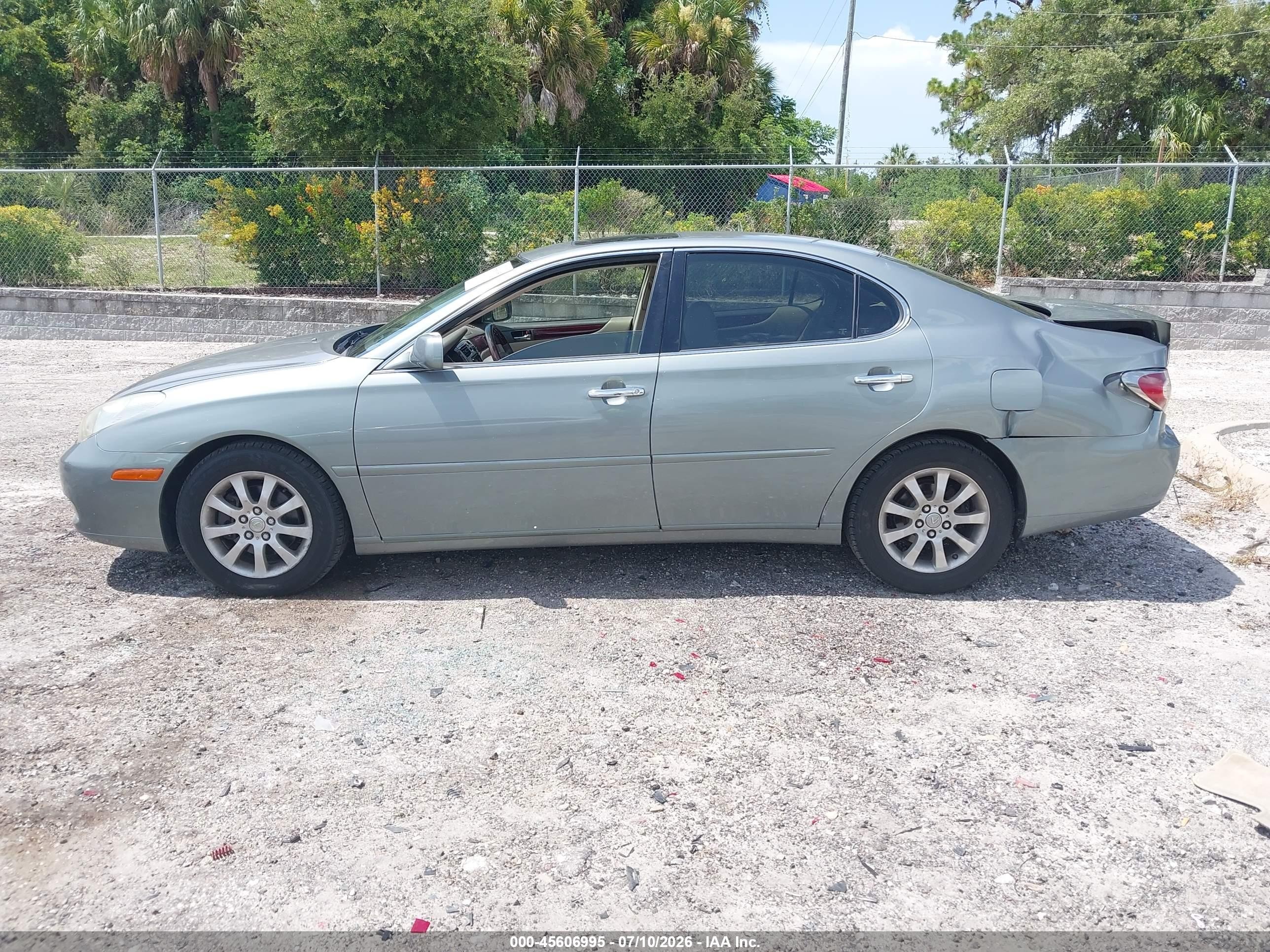 2004 Lexus Es 330   Зеленый vin: JTHBA30G645004372