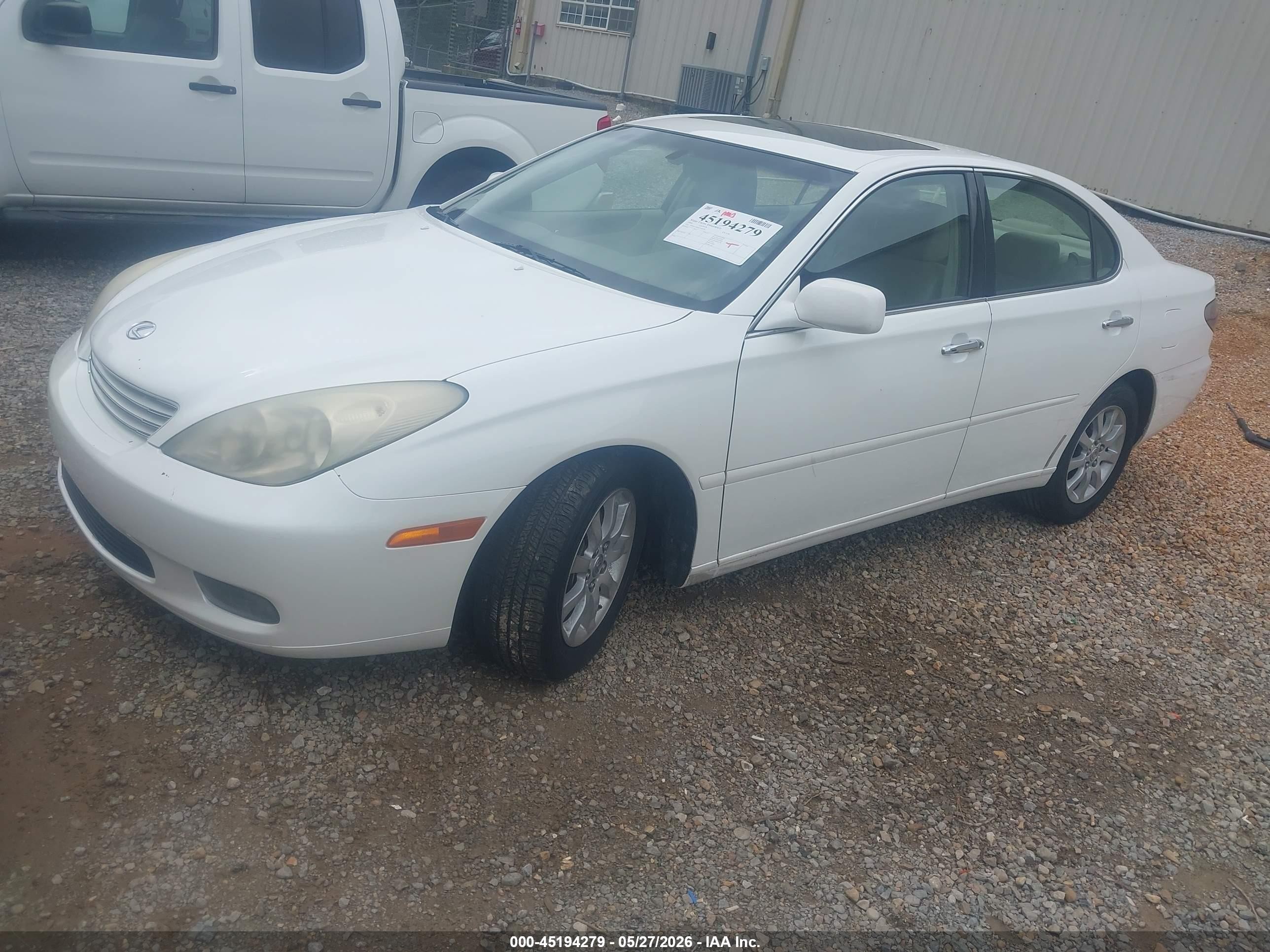2004 Lexus Es 330 White vin: JTHBA30G645008289