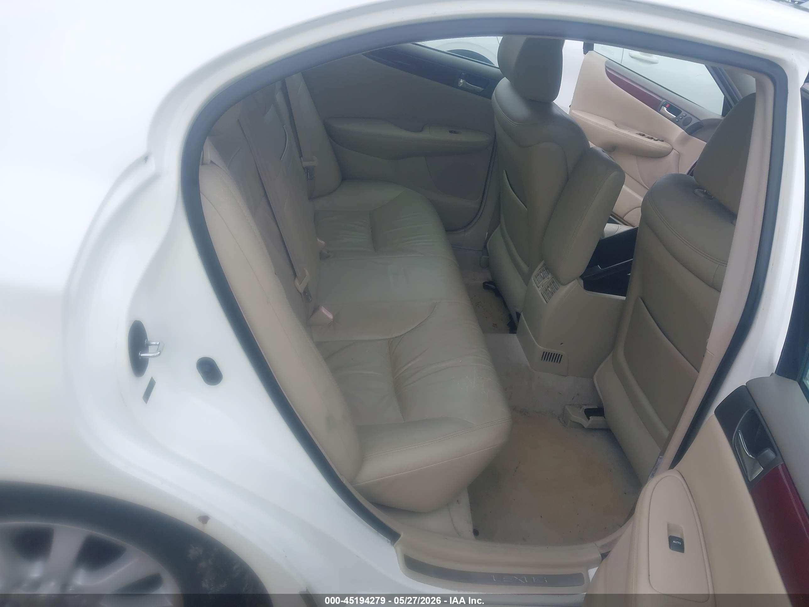 2004 Lexus Es 330 White vin: JTHBA30G645008289