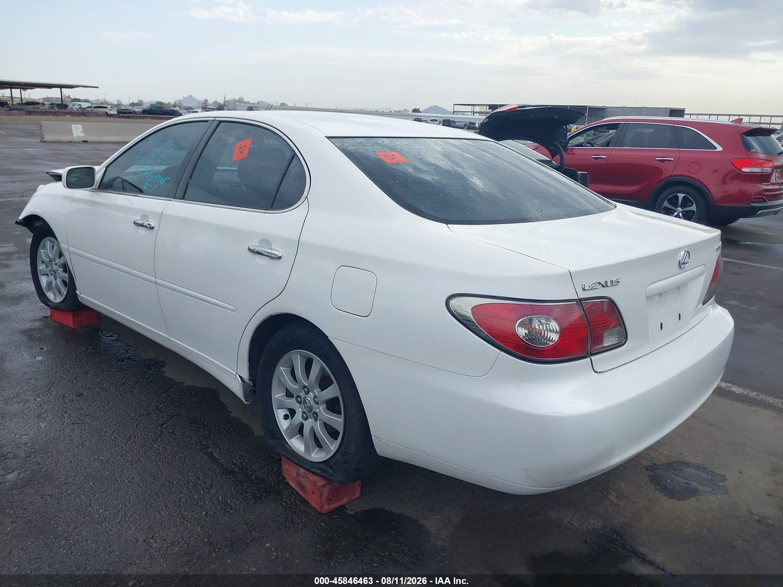 2004 Lexus Es 330   White vin: JTHBA30G645010804