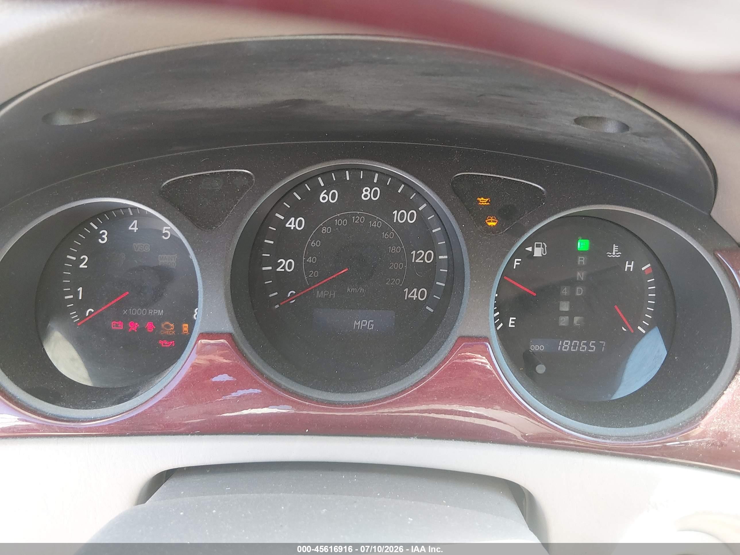 2004 Lexus Es 330   Gold vin: JTHBA30G645020197