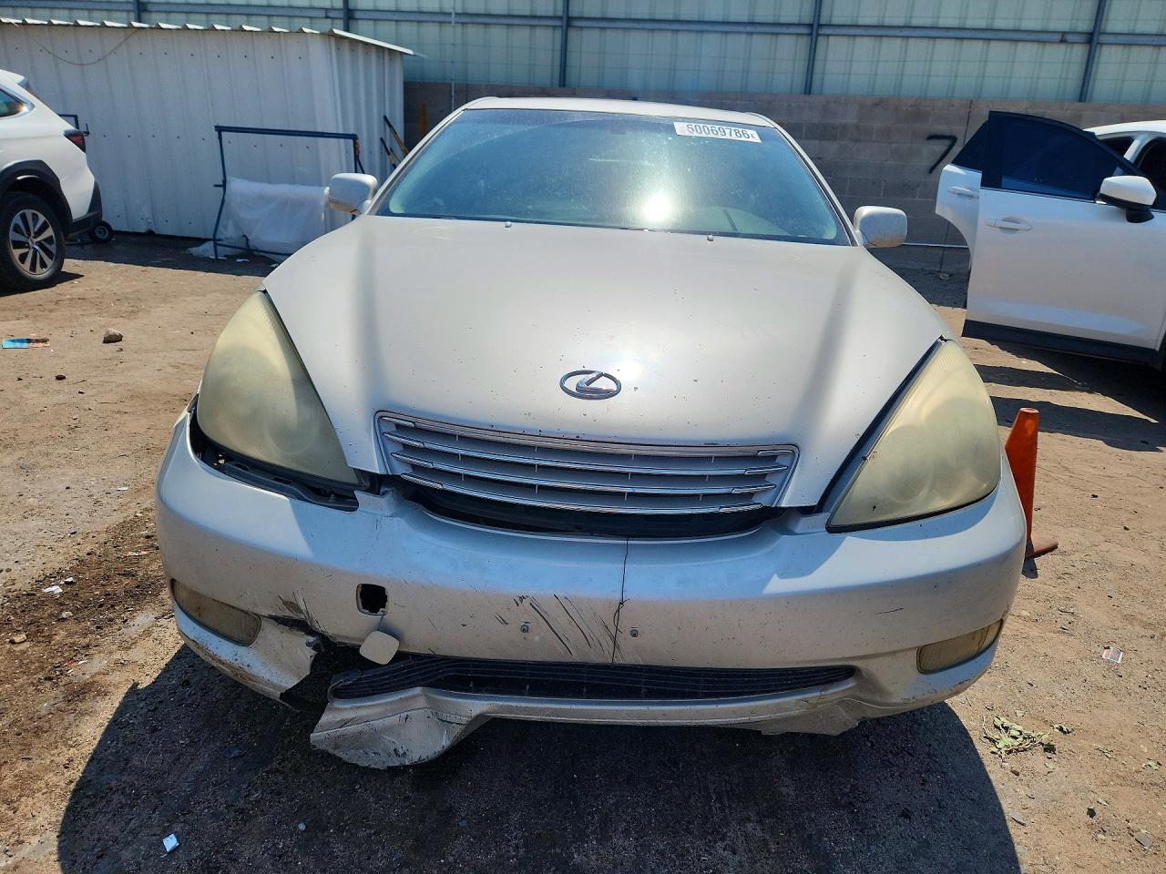 2004 Lexus Es 330 Beige vin: JTHBA30G645024864