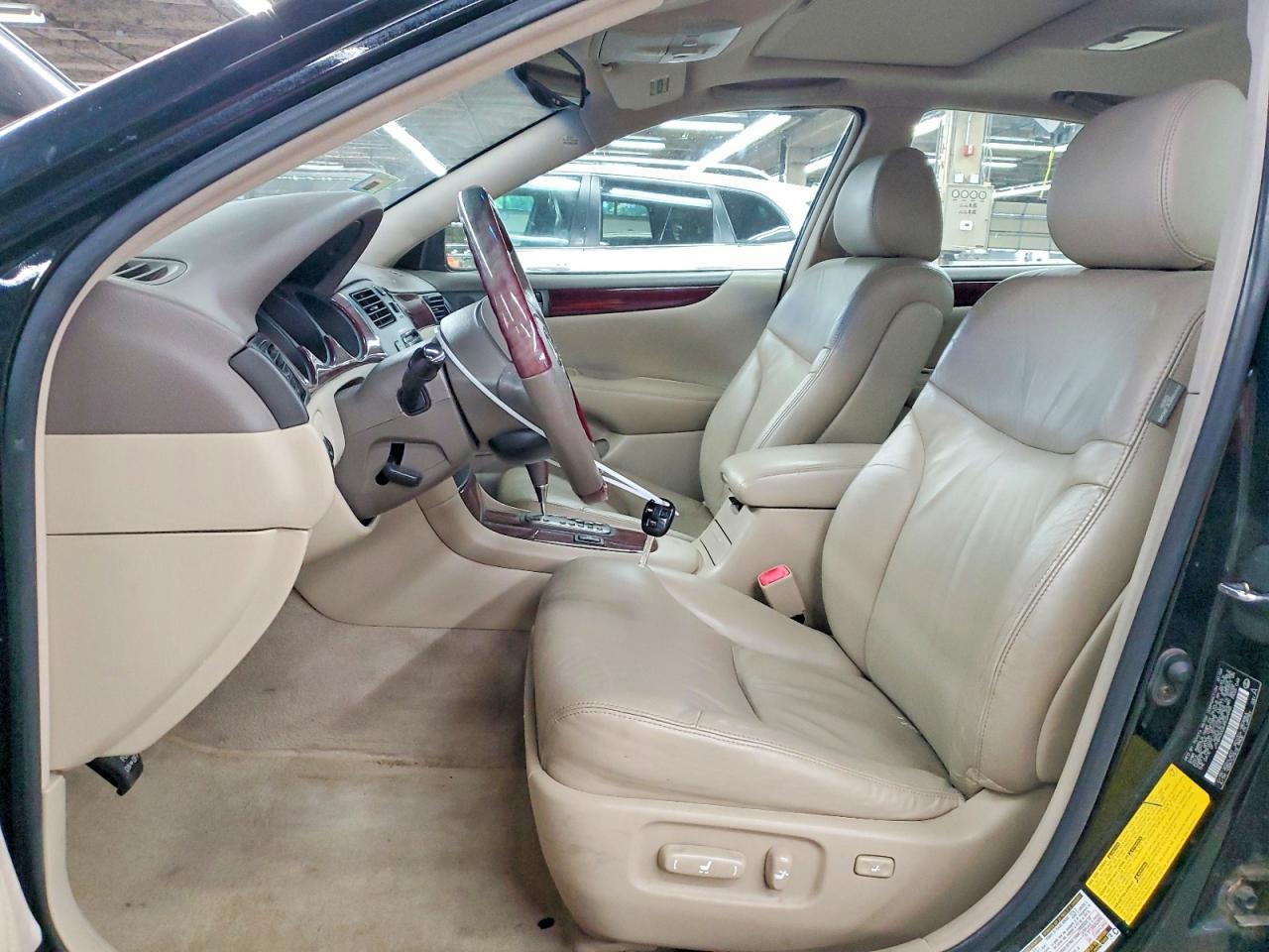 2004 Lexus Es 330 Black vin: JTHBA30G645024945