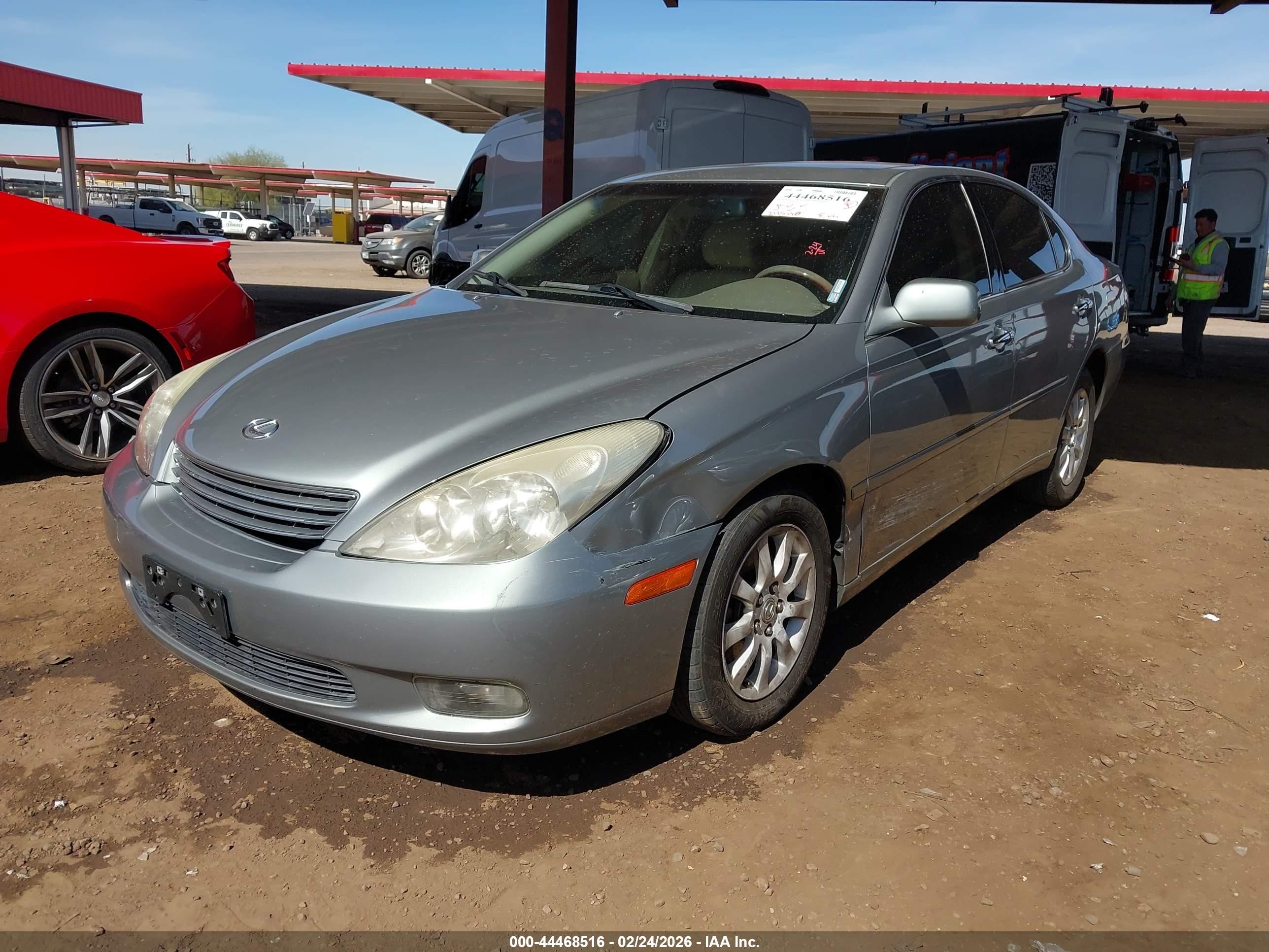 2004 Lexus Es 330   Green vin: JTHBA30G645029367