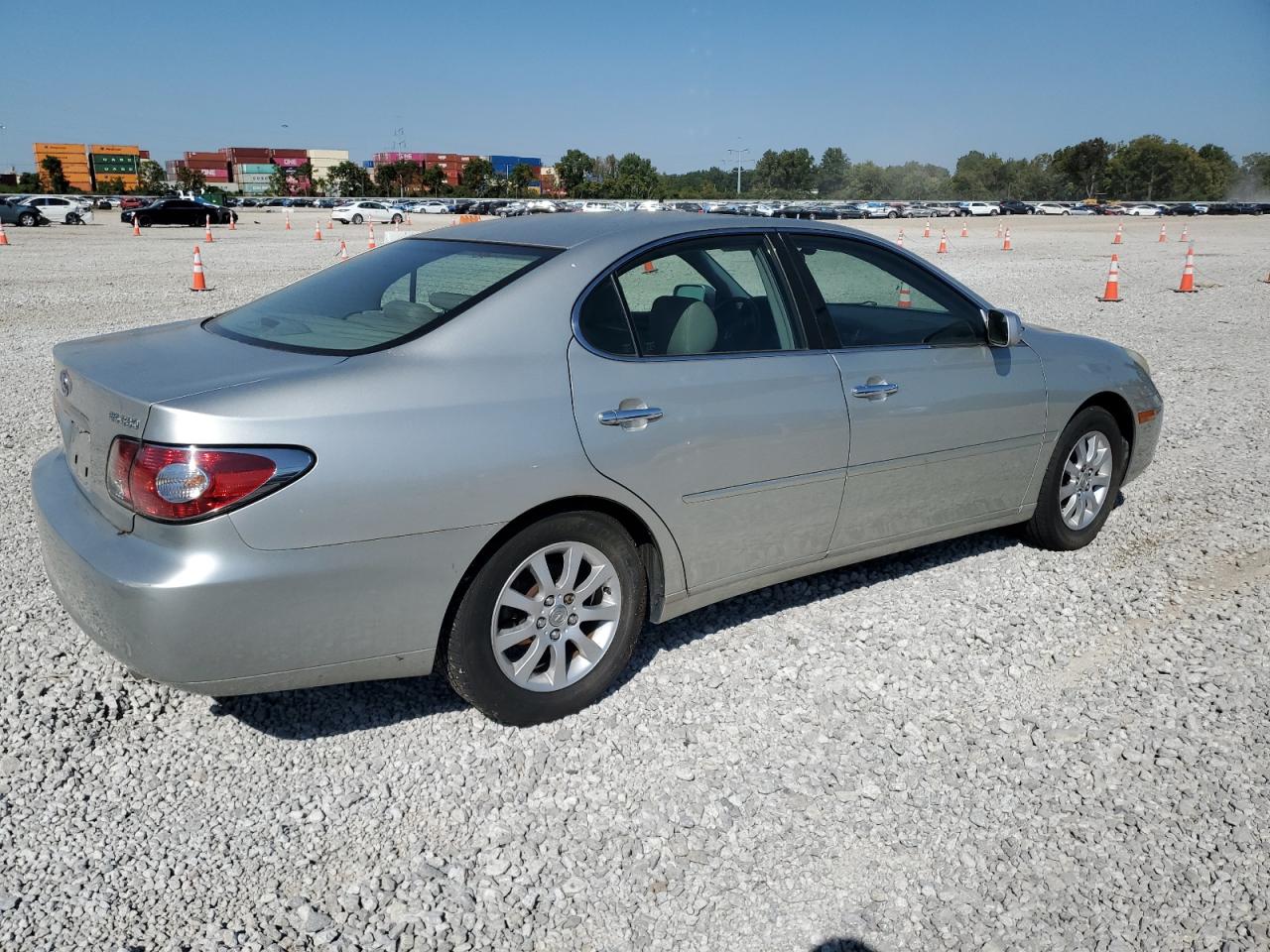 2004 Lexus Es 330 Silver vin: JTHBA30G645031250