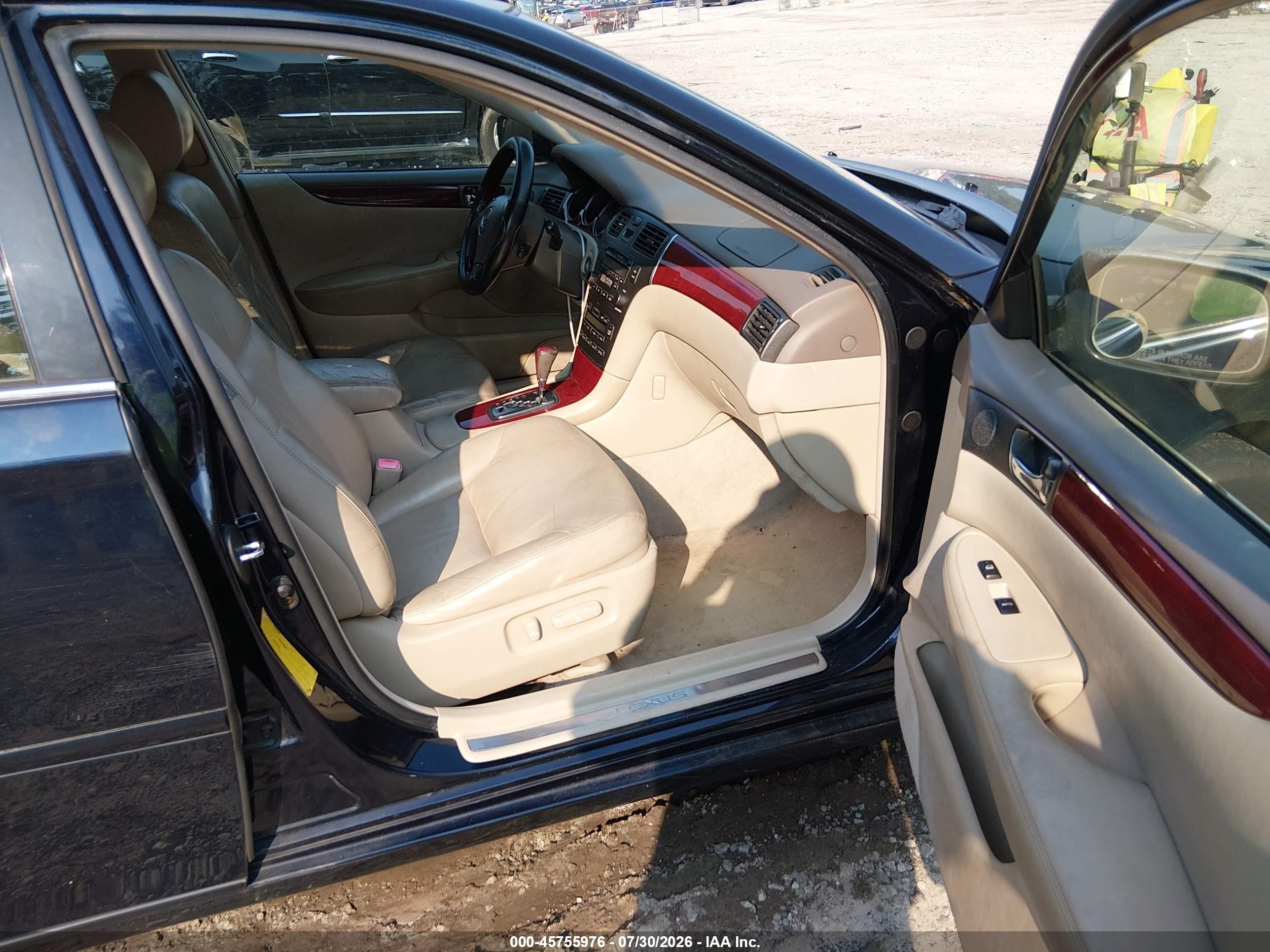 2004 Lexus Es 330 Blue vin: JTHBA30G645044726