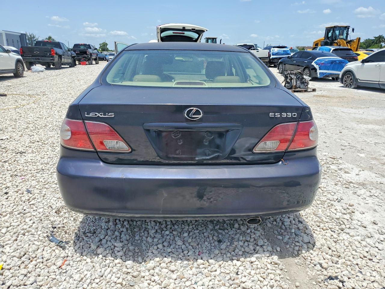 2004 Lexus Es 330 Blue vin: JTHBA30G645046668