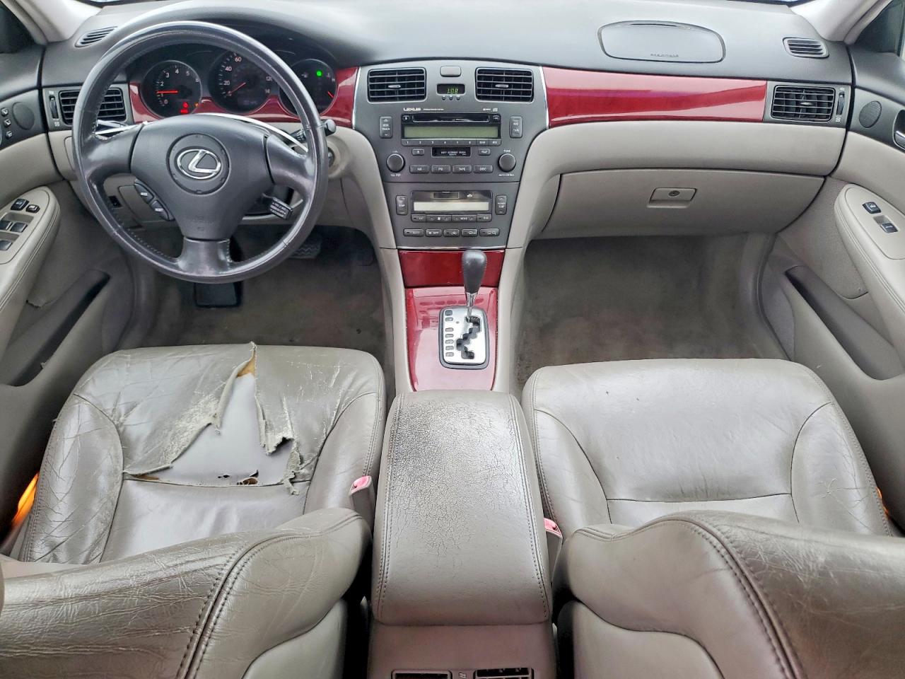 2004 Lexus Es 330 Beige vin: JTHBA30G645054754