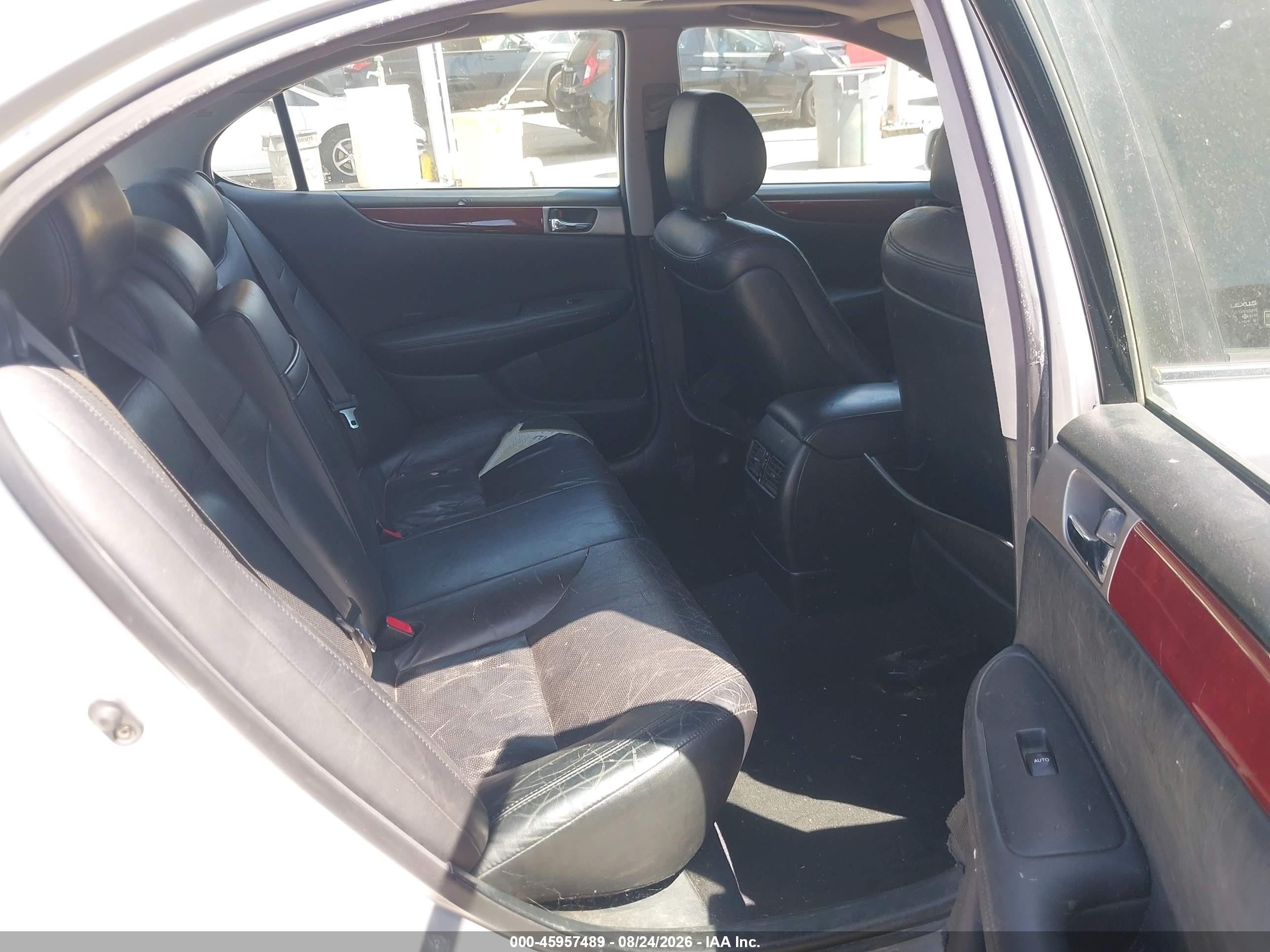 2005 Lexus Es 330   Silver vin: JTHBA30G655059261
