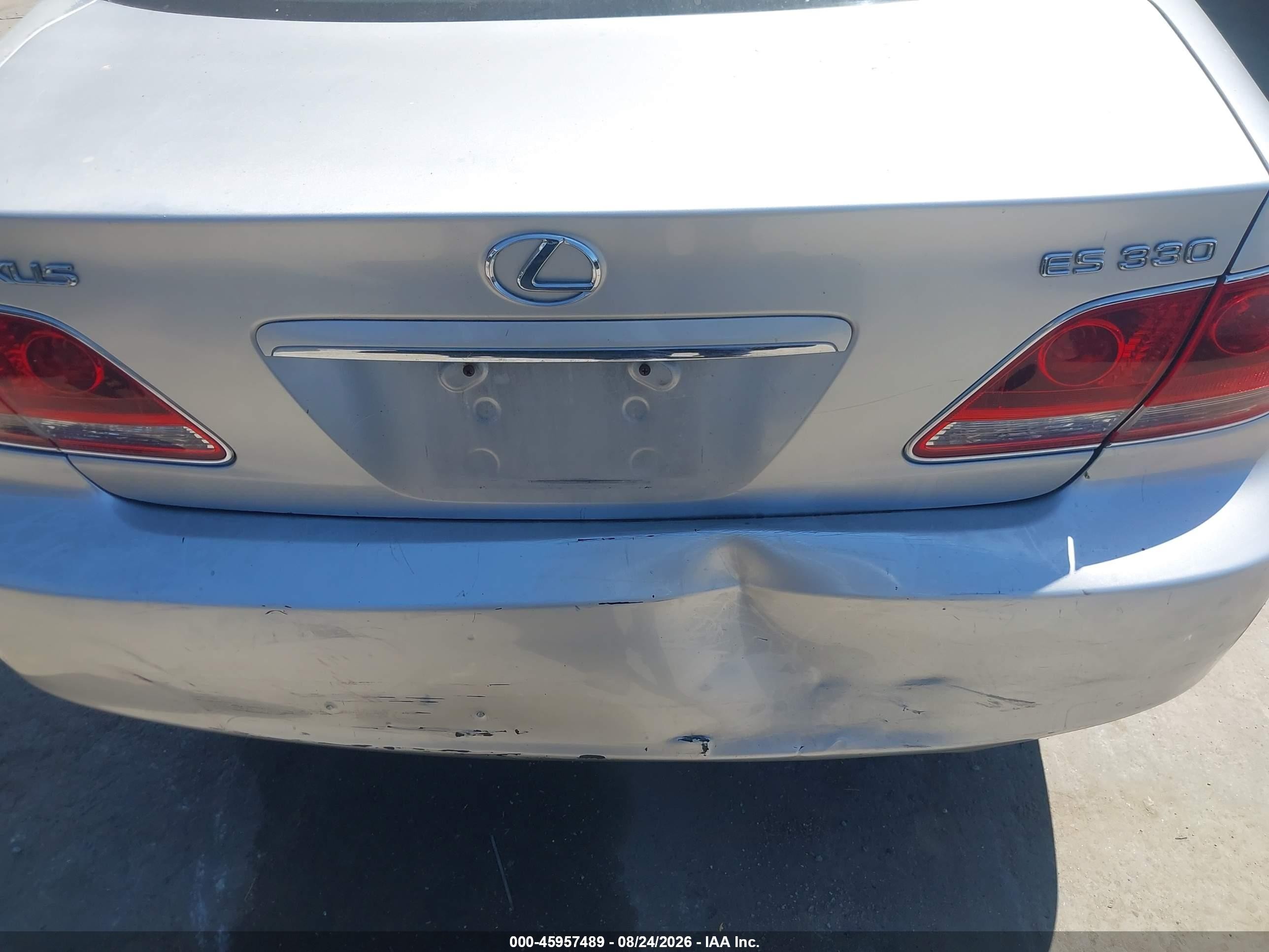 2005 Lexus Es 330   Silver vin: JTHBA30G655059261