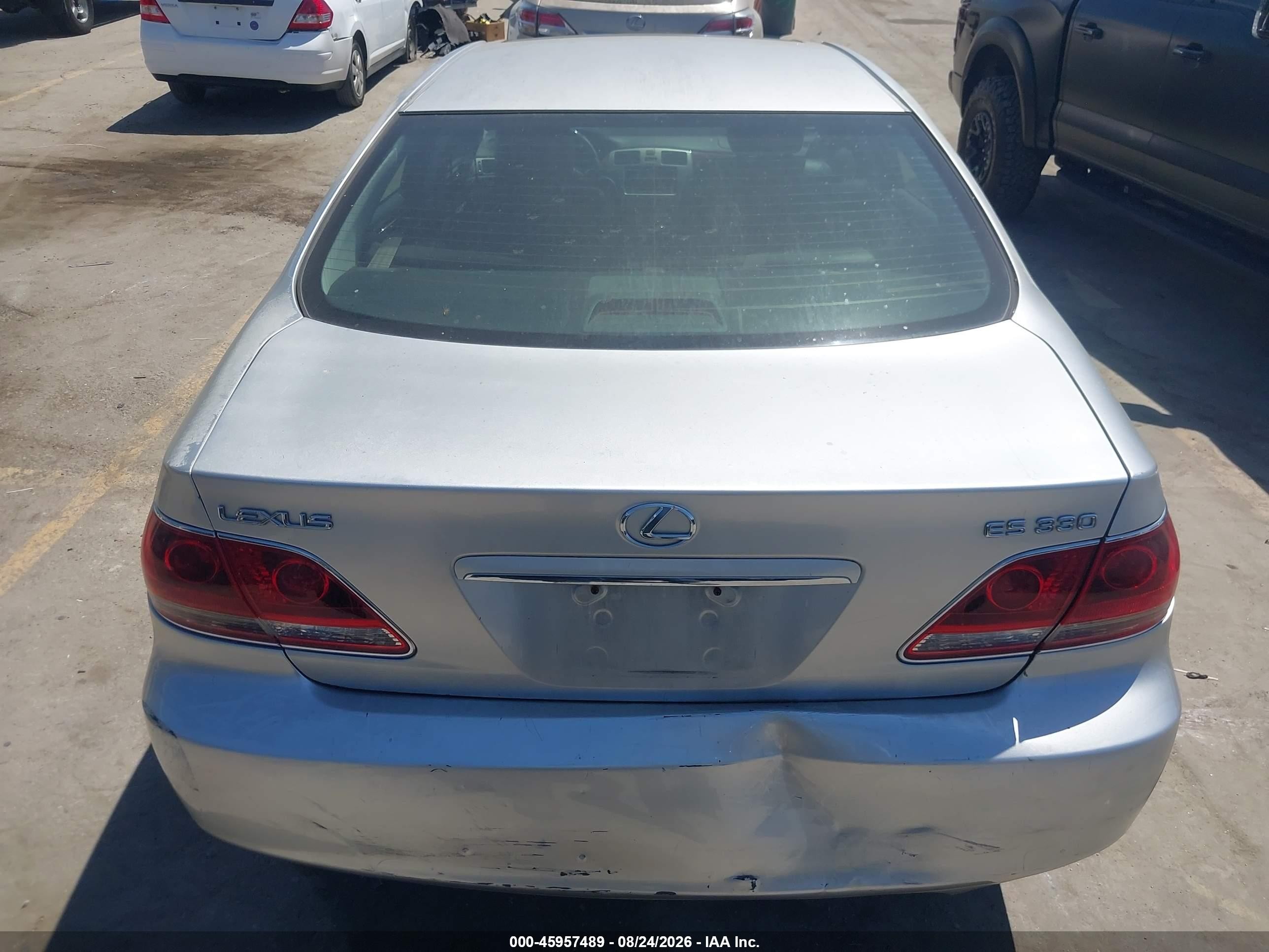 2005 Lexus Es 330   Silver vin: JTHBA30G655059261