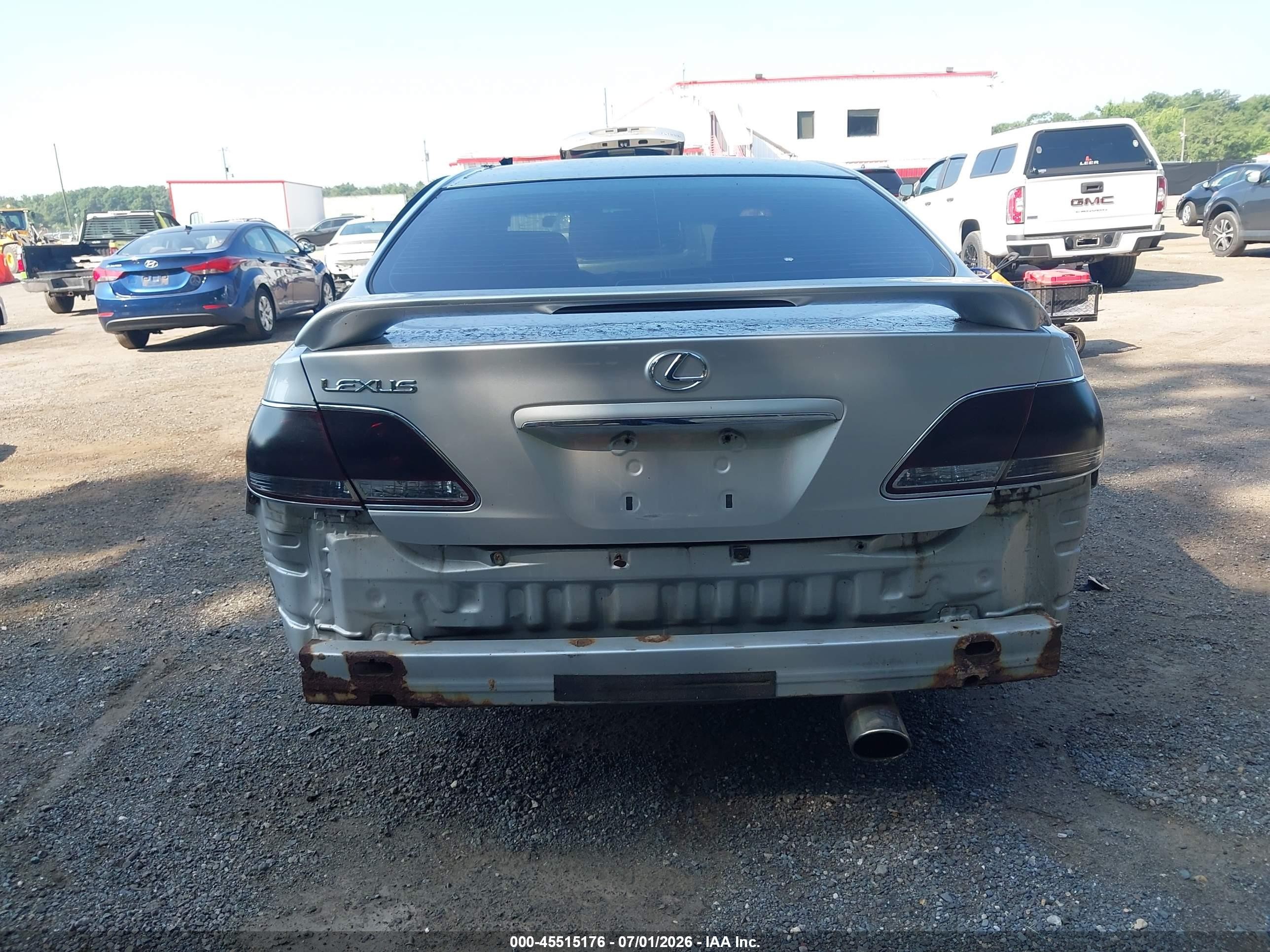 2005 Lexus Es 330   Silver vin: JTHBA30G655064895