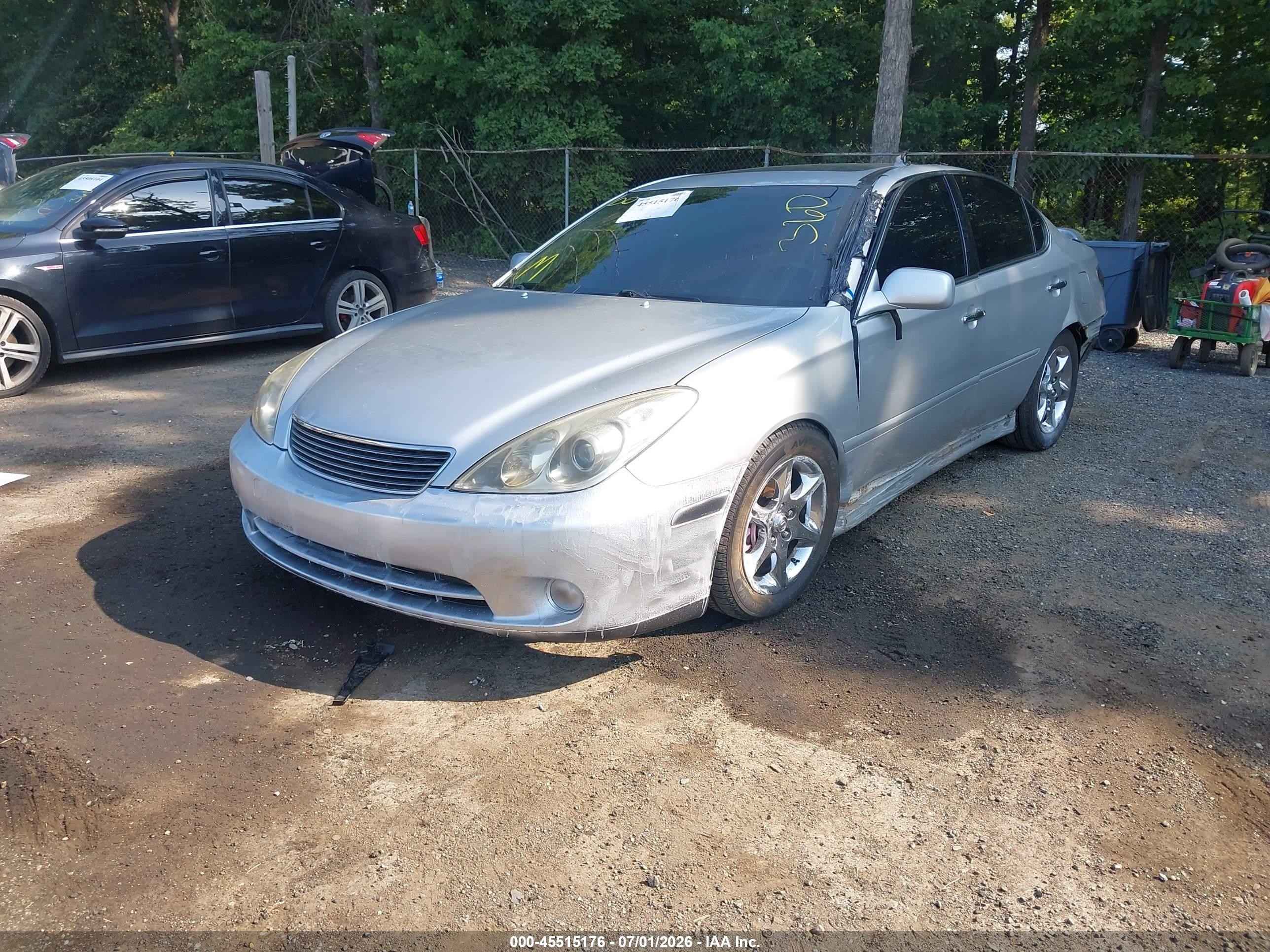 2005 Lexus Es 330   Silver vin: JTHBA30G655064895
