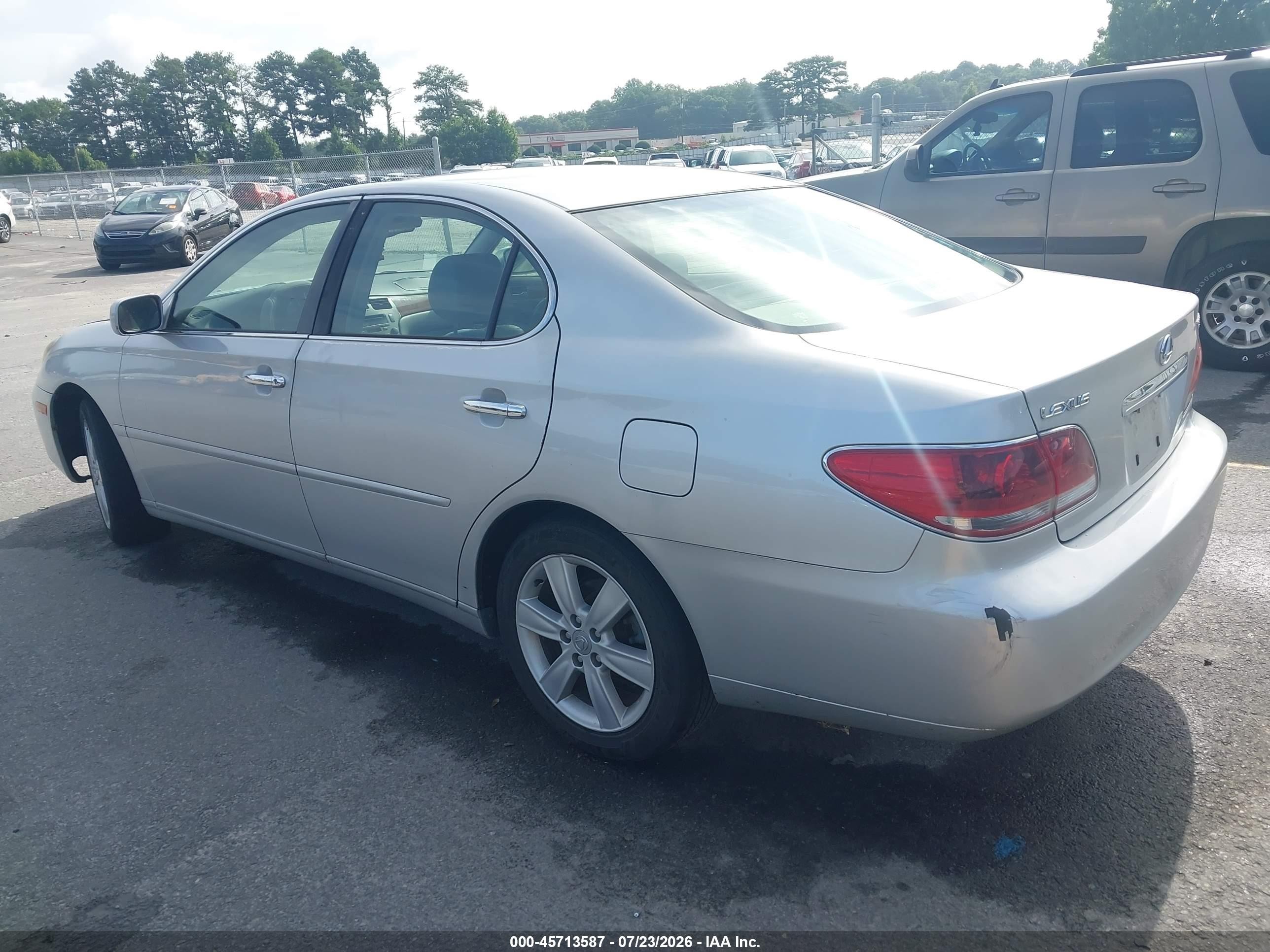 2005 Lexus Es 330   Silver vin: JTHBA30G655065237