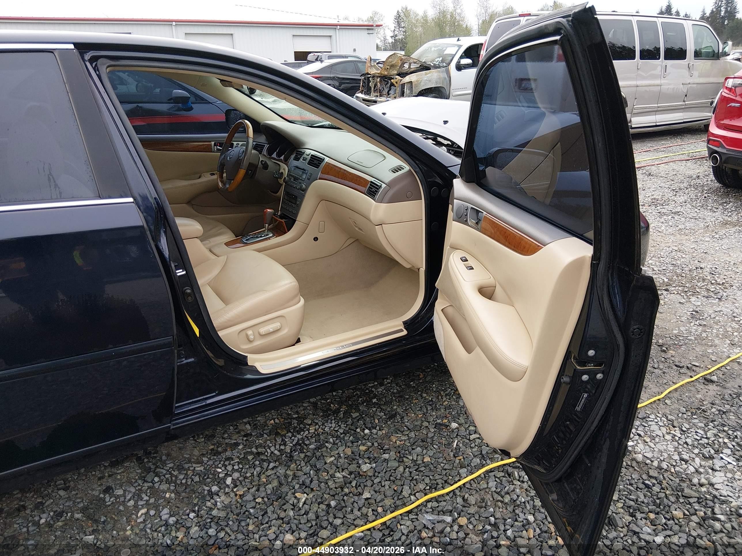 2005 Lexus Es 330 Blue vin: JTHBA30G655065433