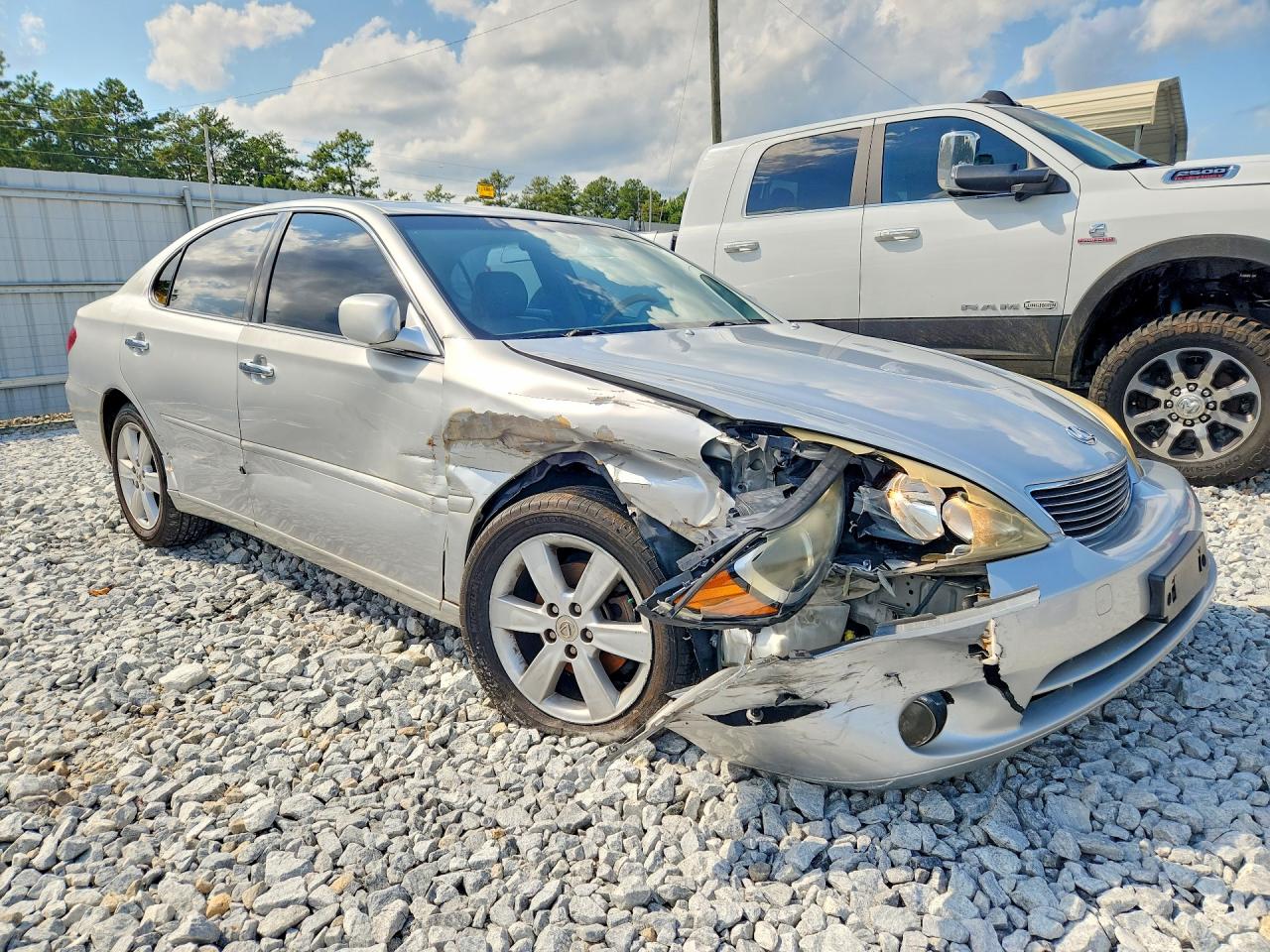 2005 Lexus Es 330 Silver vin: JTHBA30G655067537